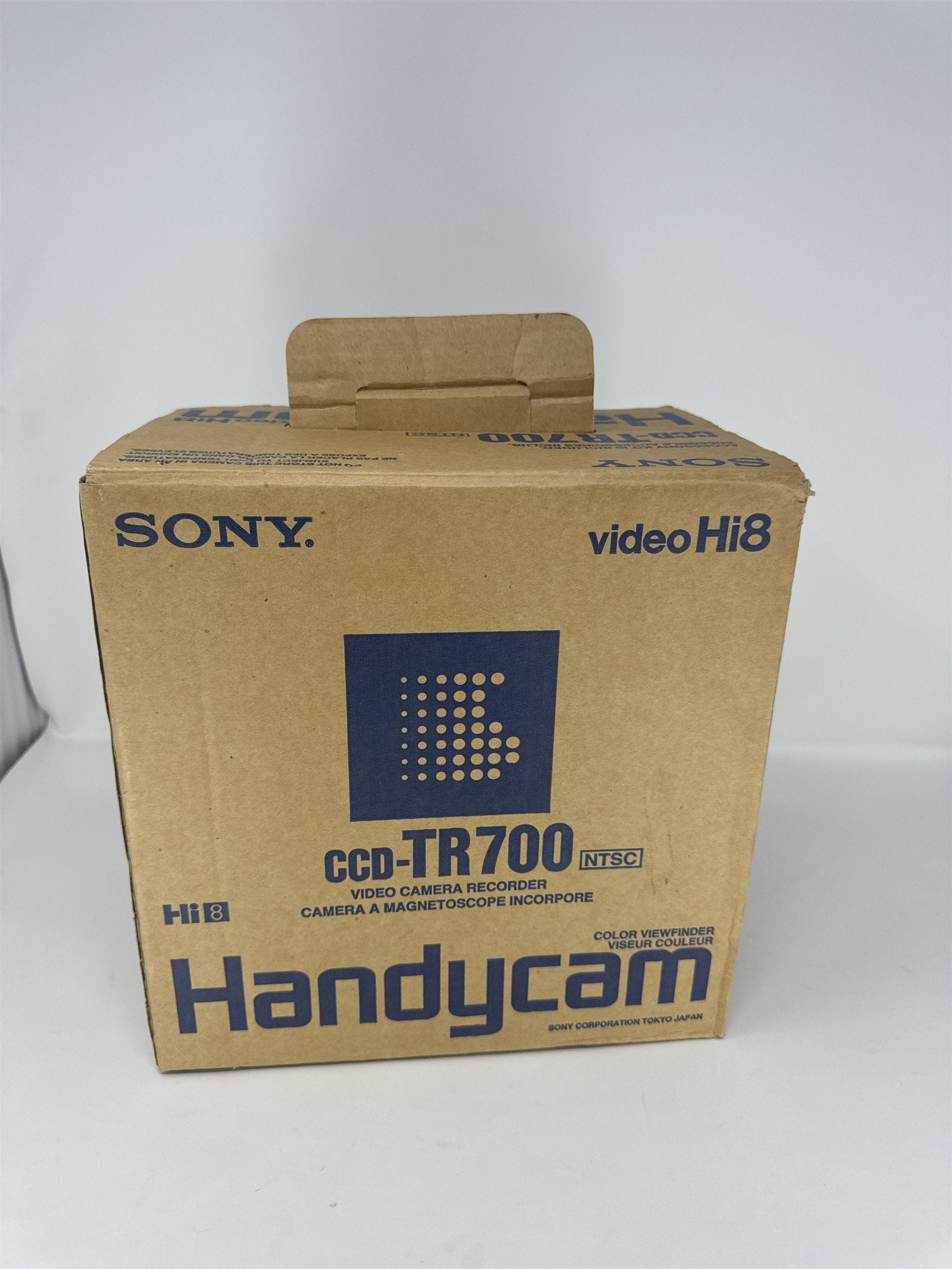 Sony Handycam CCD-TR700 Video Hi8 Camcorder EMPTY BOX Orig. Box Only Case NTSC