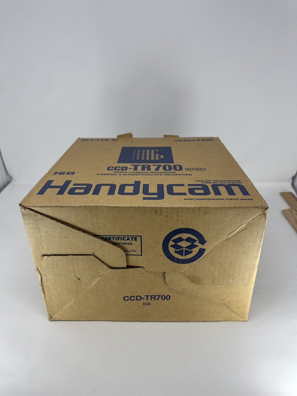 Sony Handycam CCD-TR700 Video Hi8 Camcorder EMPTY BOX Orig. Box Only Case NTSC