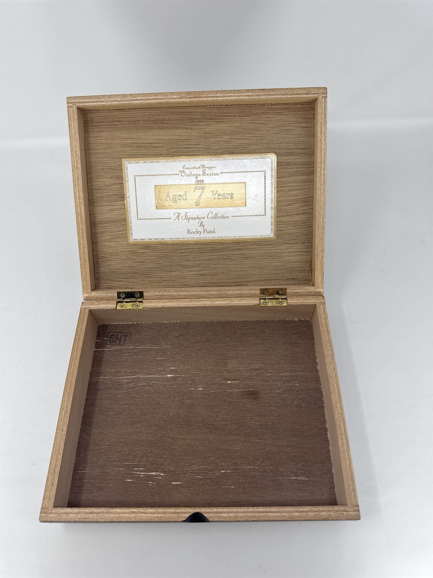 Rocky Patel Vintage Series 1999 Aged 7 Years Cigar Box Empty Black Wood Torpedo