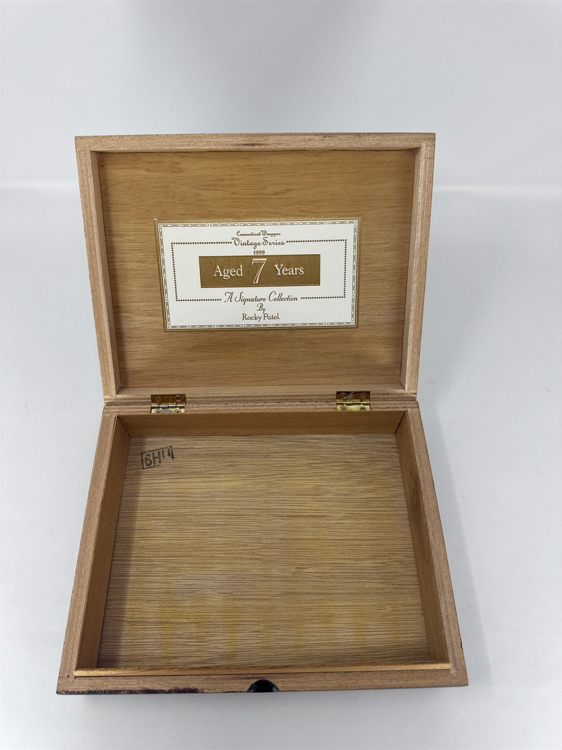 Rocky Patel Vintage Series 1999 Aged 7 Years Cigar Box Empty Black Wood Torpedo