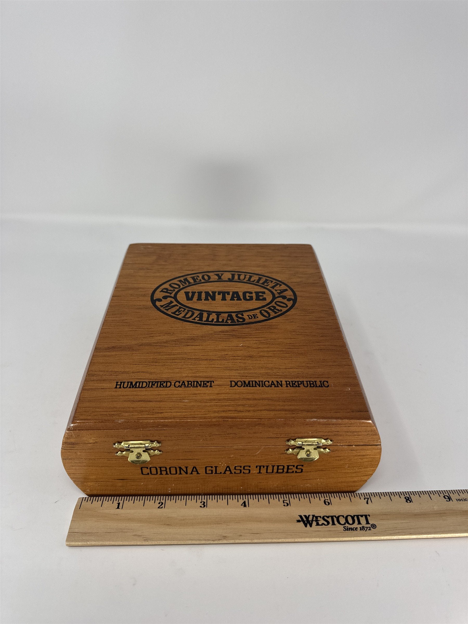 Romeo y Julieta Vintage Medallas de Oro Cigar Box Empty Wood Corona Glass Tubes