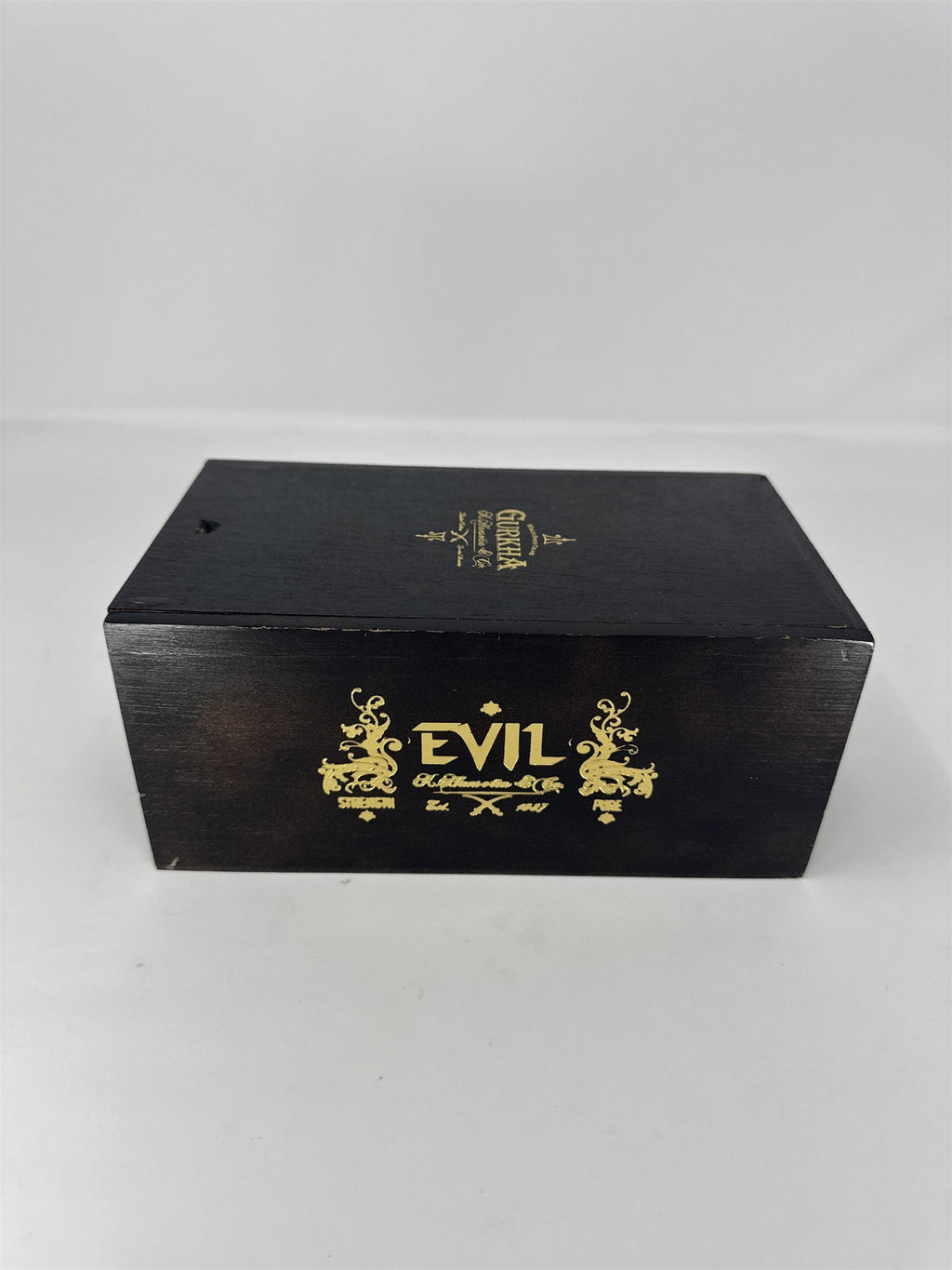 Gurkha Evil Churchill Empty Wooden Cigar Box Black Gold Stash Box Storage Craft