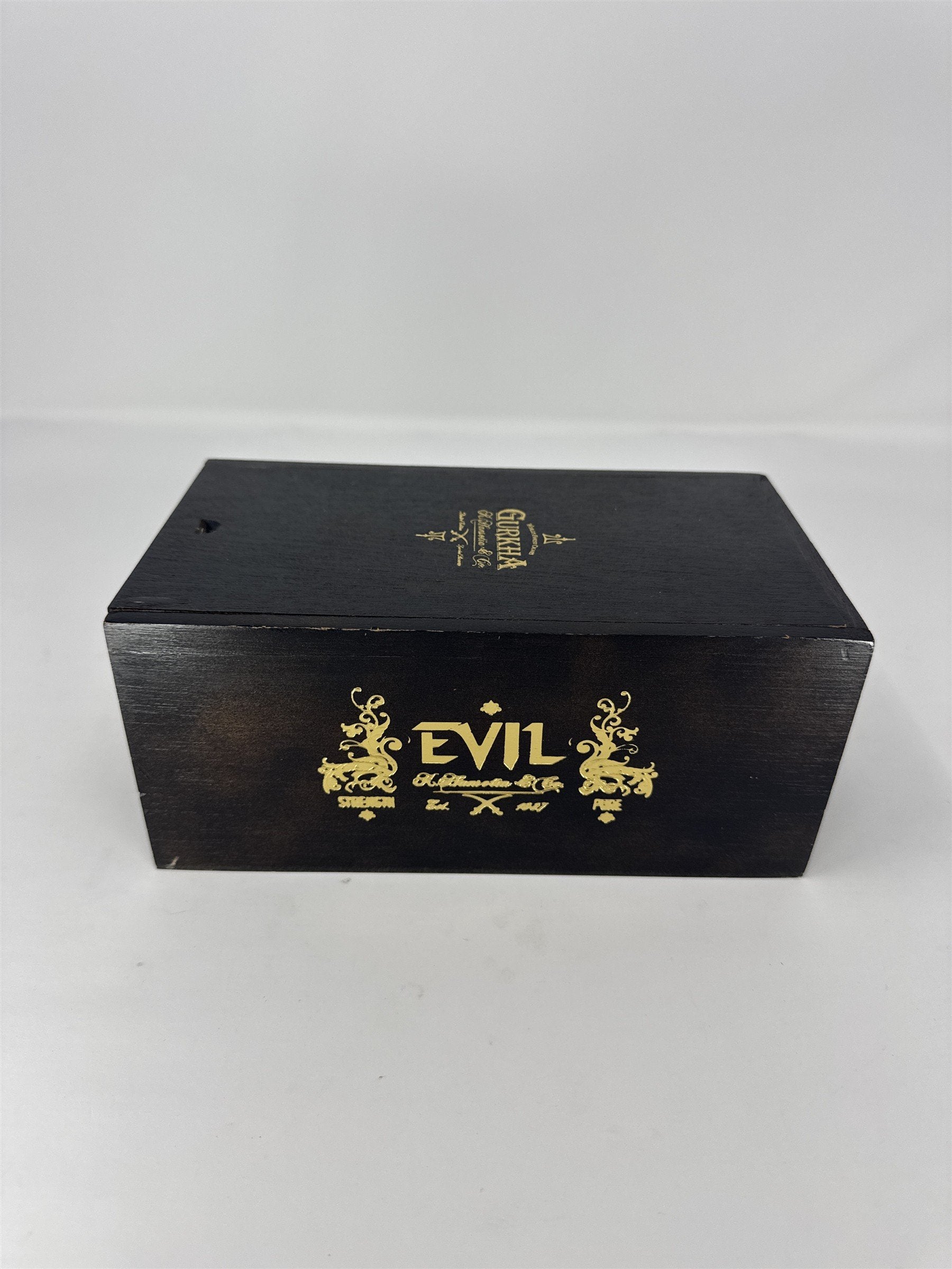 Gurkha Evil Churchill Empty Wooden Cigar Box Black Gold Stash Box Storage Craft