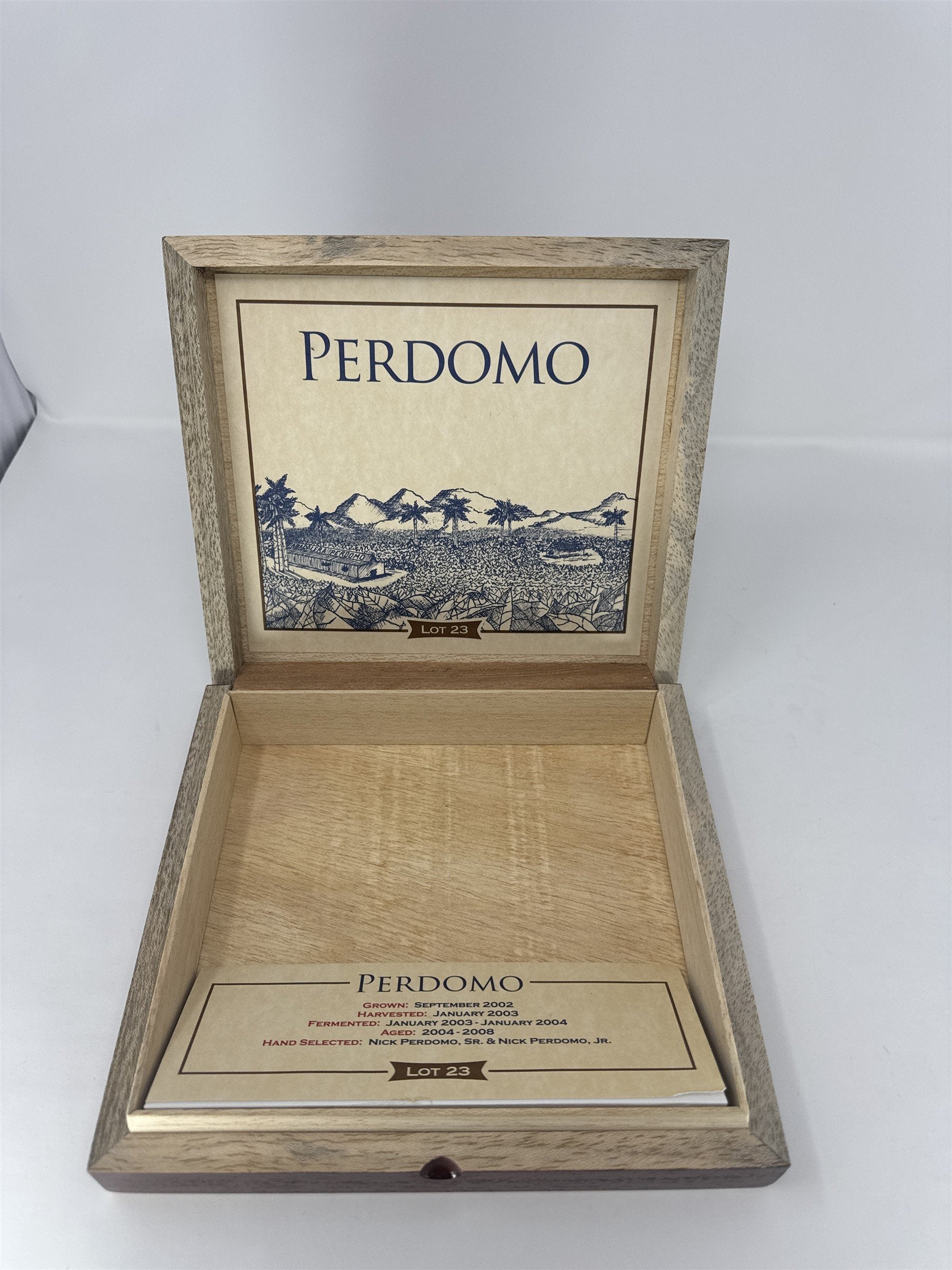 Perdomo Lot 23 Churchill Empty Wood Cigar Box Cherry Finish Storage Case Craft