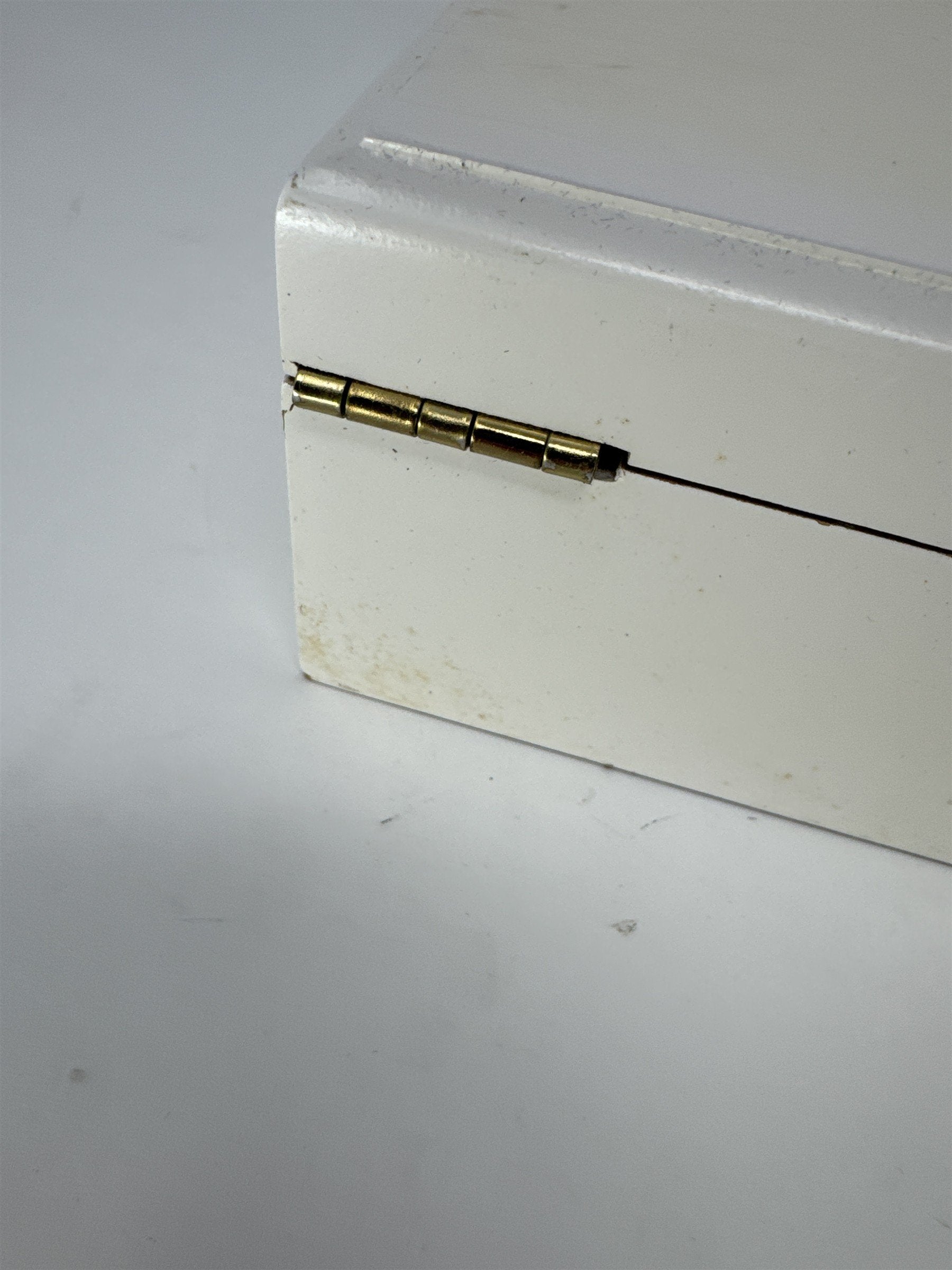 Carlos Torano Virtuoso Maestro Empty Cigar Box White Wood Lacquer Storage Craft