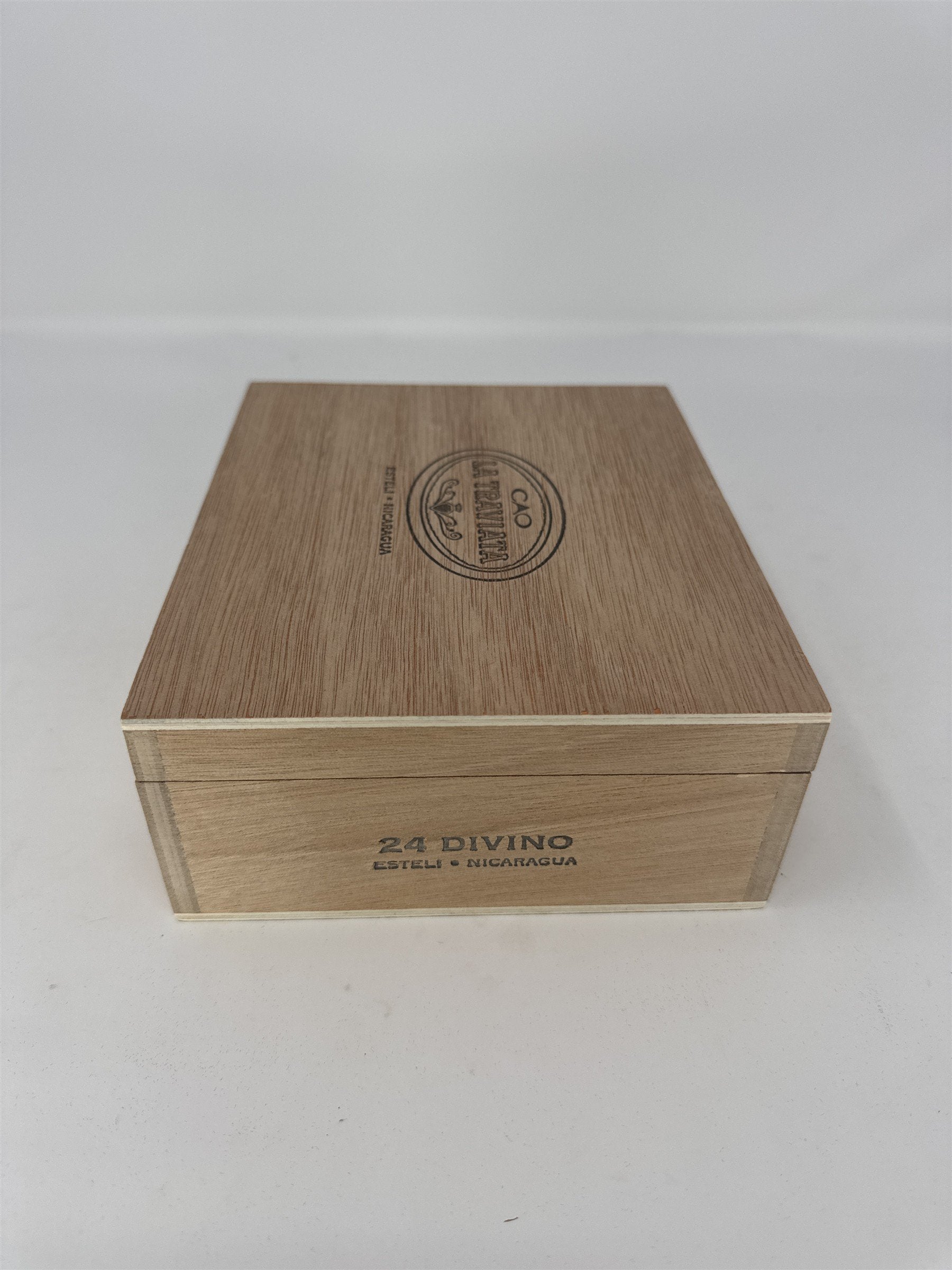 CAO La Traviata Divino Empty Wood Cigar Box 93 Rated Storage Case Decor Craft