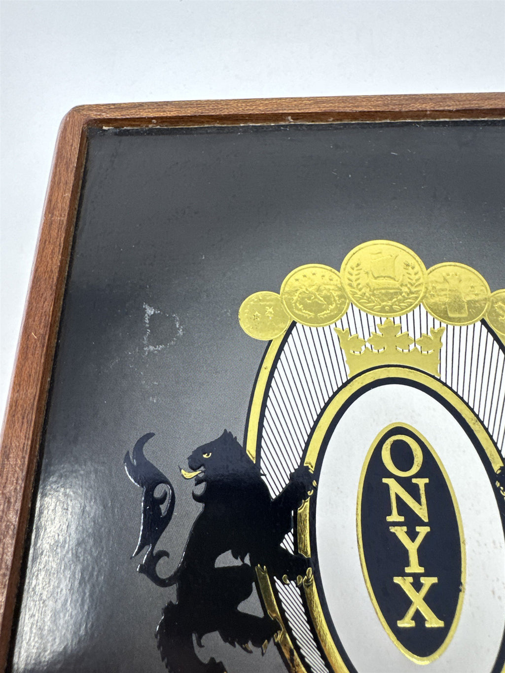 Onyx Reserve Toro Empty Wood Cigar Box Black Lacquer Top Lion Logo Storage Craft