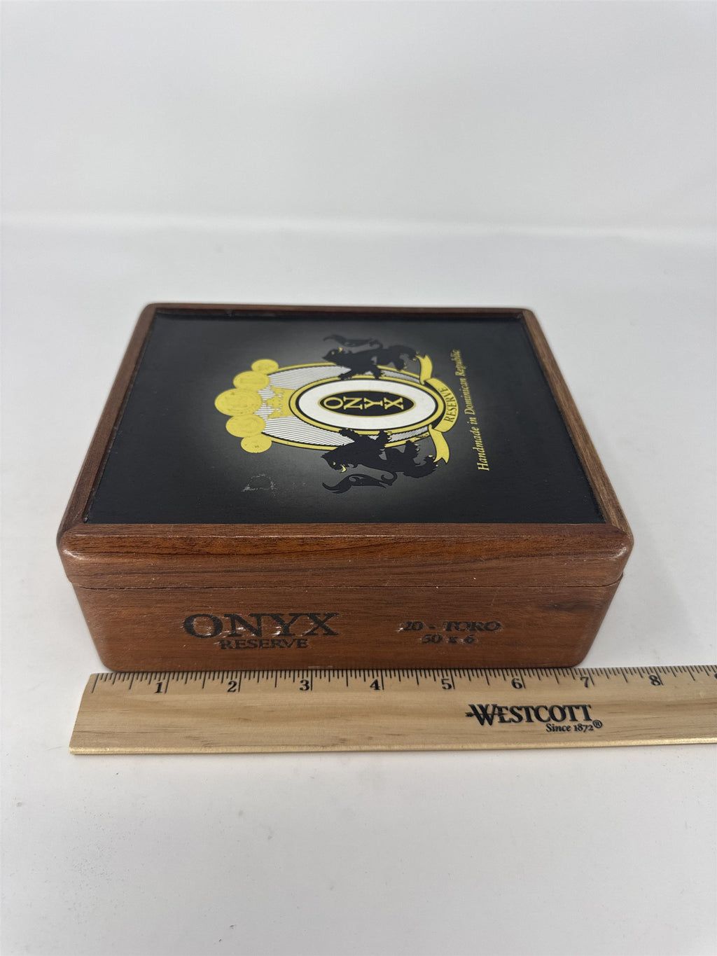 Onyx Reserve Toro Empty Wood Cigar Box Black Lacquer Top Lion Logo Storage Craft