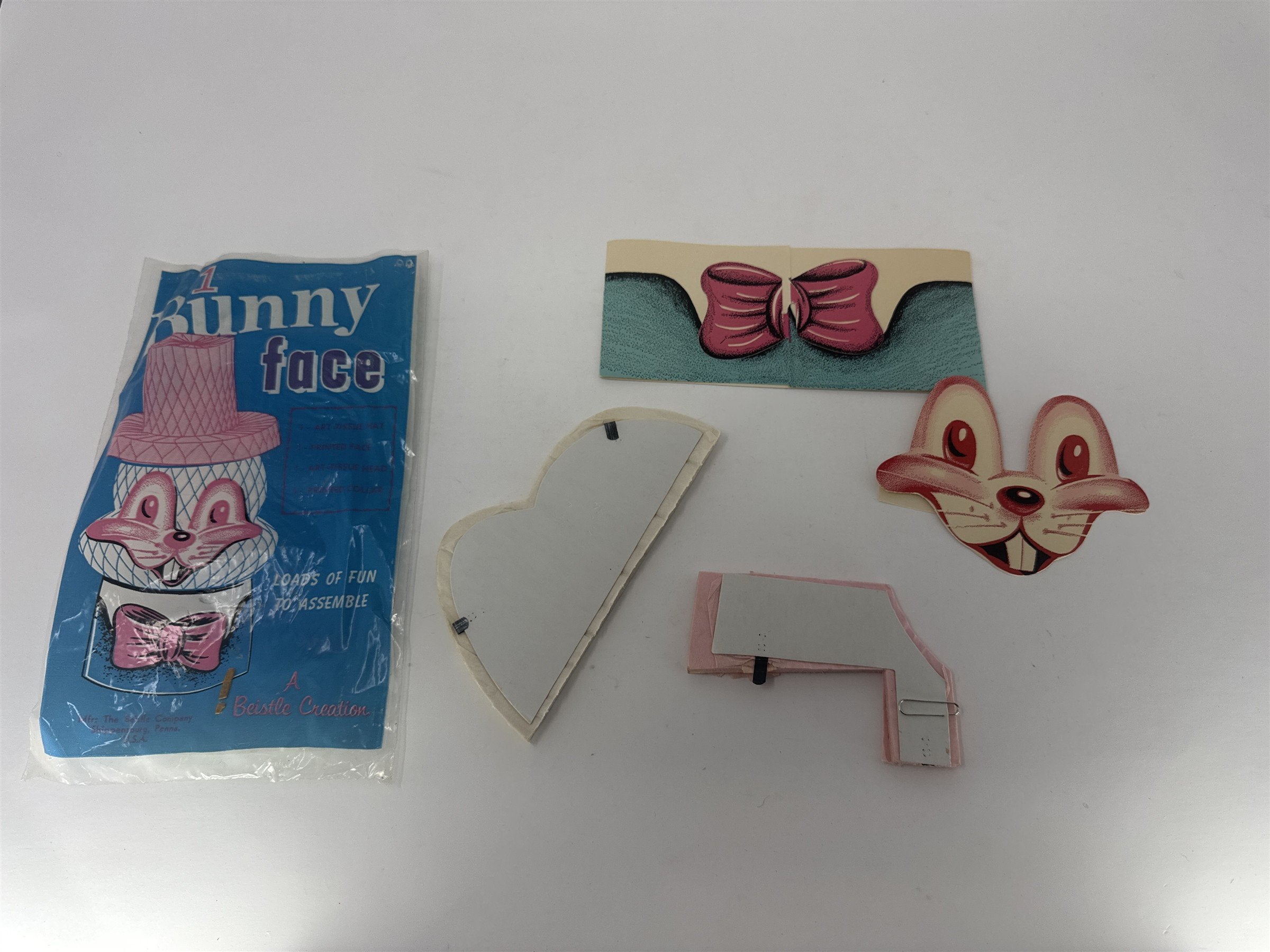 Vintage Beistle Easter Bunny Face Decoration Art-Tissue 3D Honeycomb Pink Hat