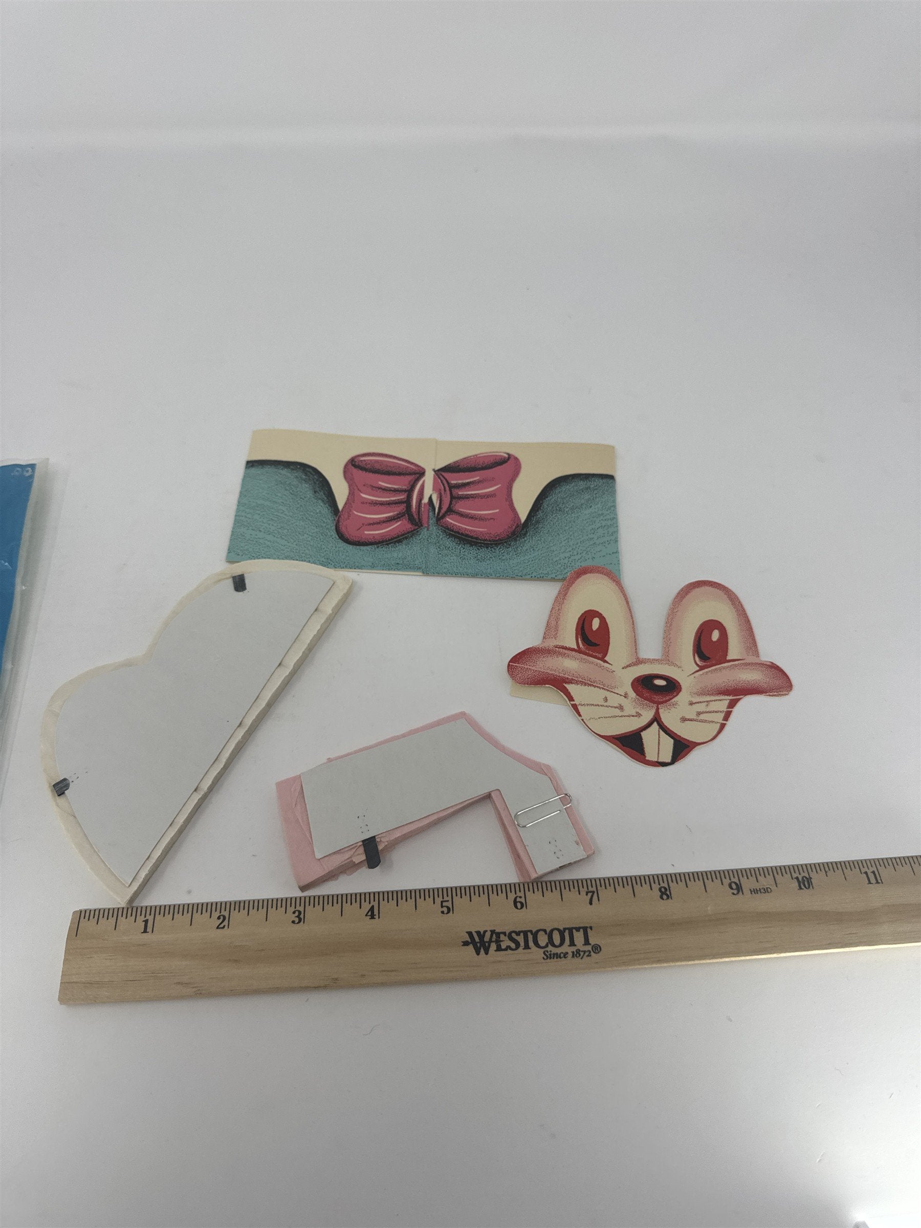Vintage Beistle Easter Bunny Face Decoration Art-Tissue 3D Honeycomb Pink Hat