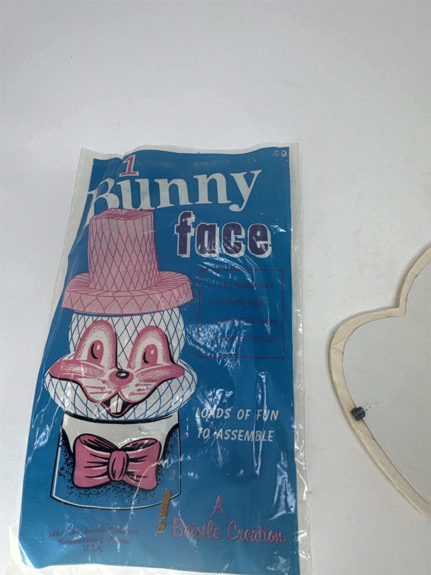 Vintage Beistle Easter Bunny Face Decoration Art-Tissue 3D Honeycomb Pink Hat