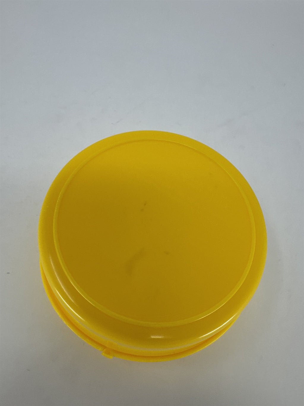 Vintage Cheerios Cereal Container General Mills Plastic Storage Flip Top 1990s