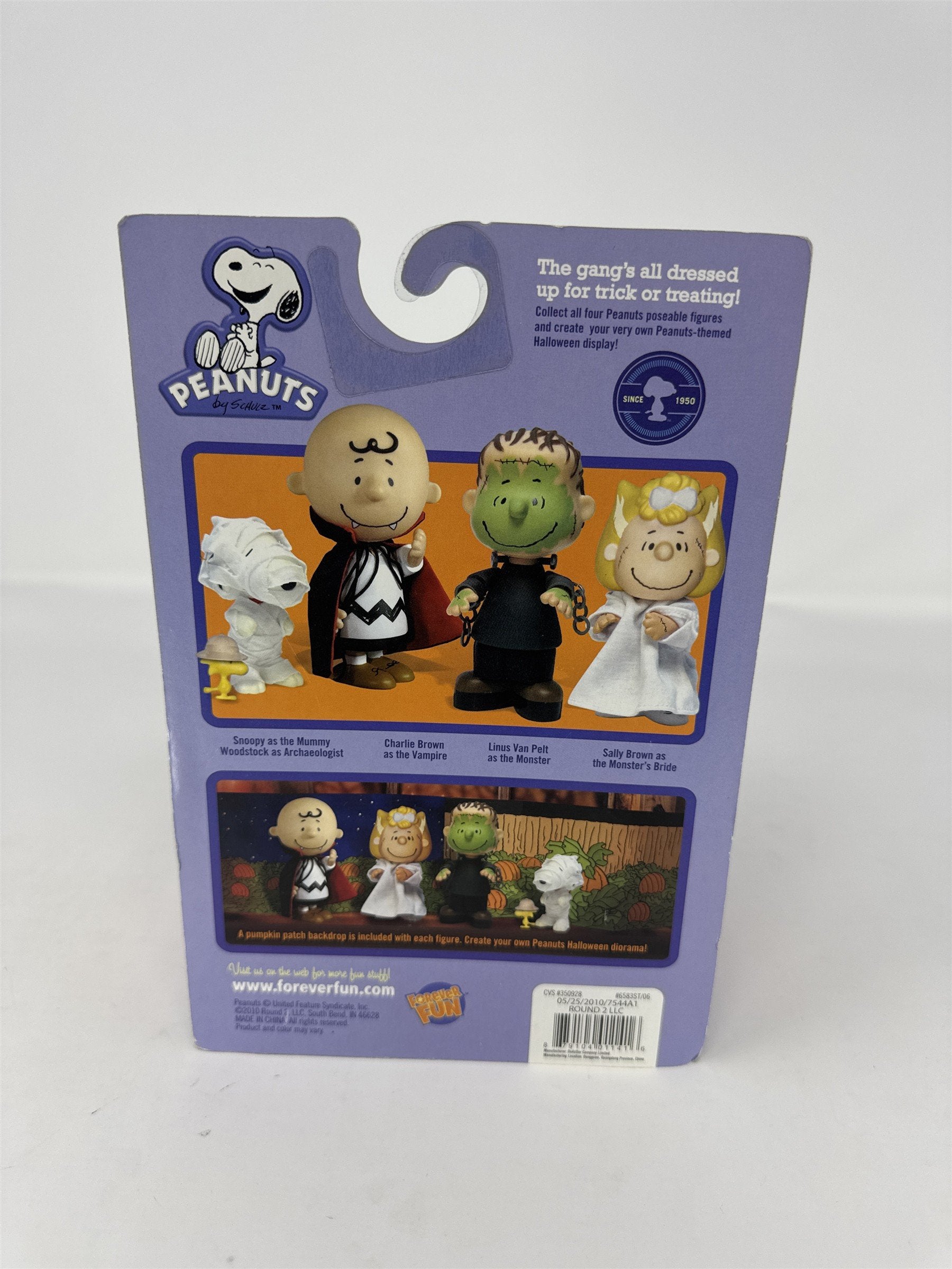 Linus Van Pelt Peanuts Halloween Figure Forever Fun 60th Anniversary Monster