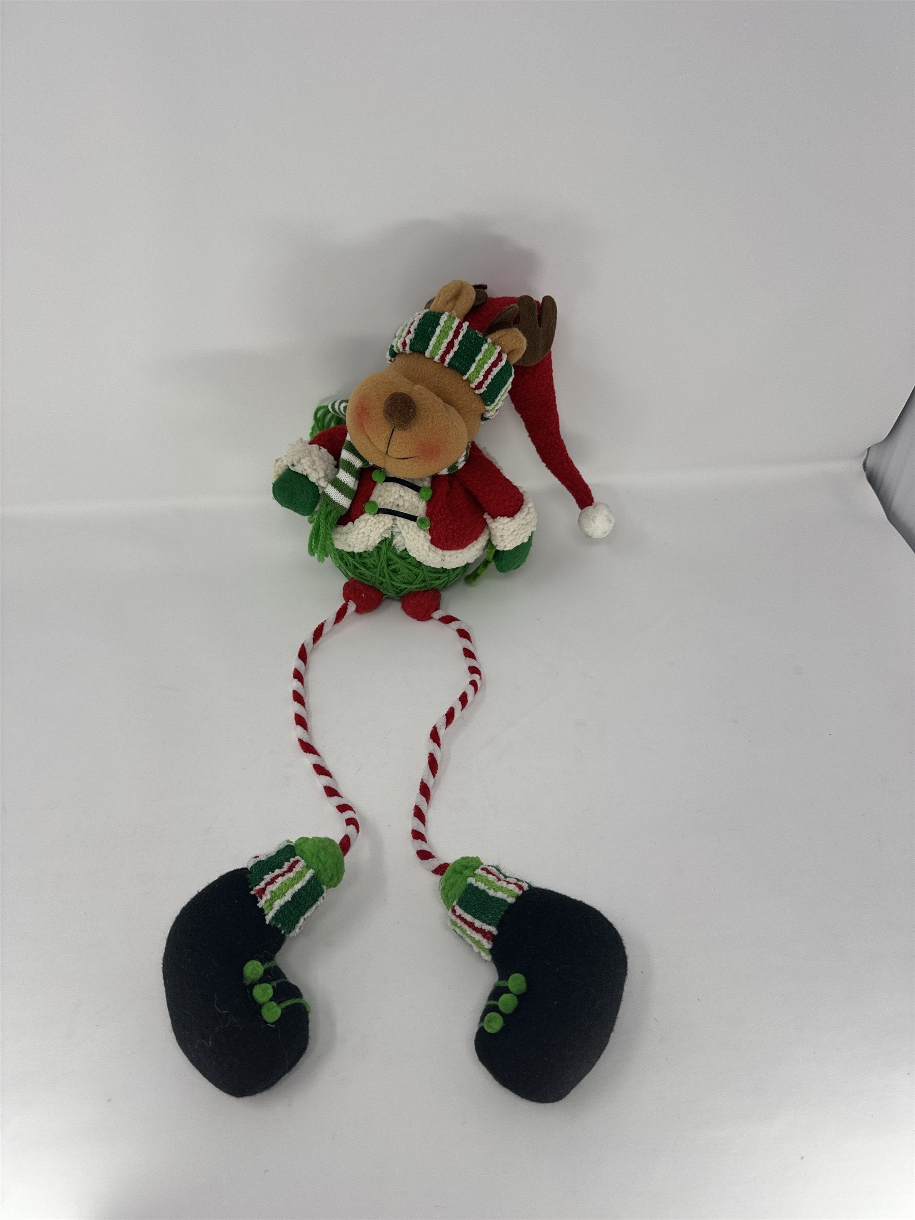 Reindeer Shelf Sitter Christmas Decor Yarn Ball Body Dangling Rope Legs
