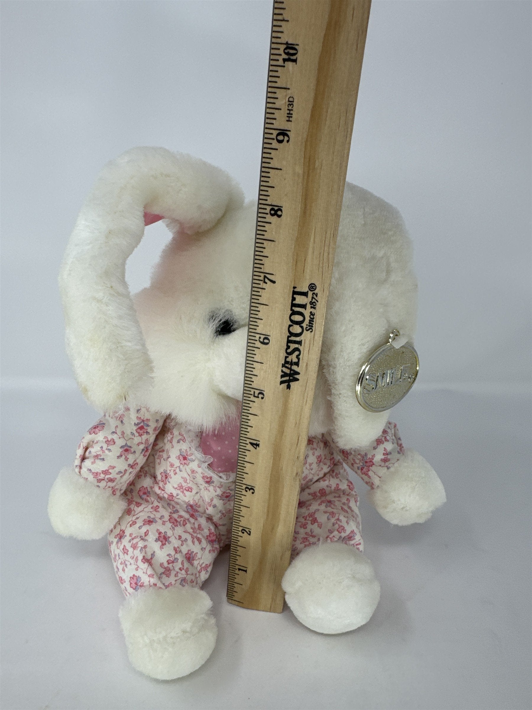 Vtg 1990 Smile International Bunny Plush White Rabbit Floral Quilt Pajamas