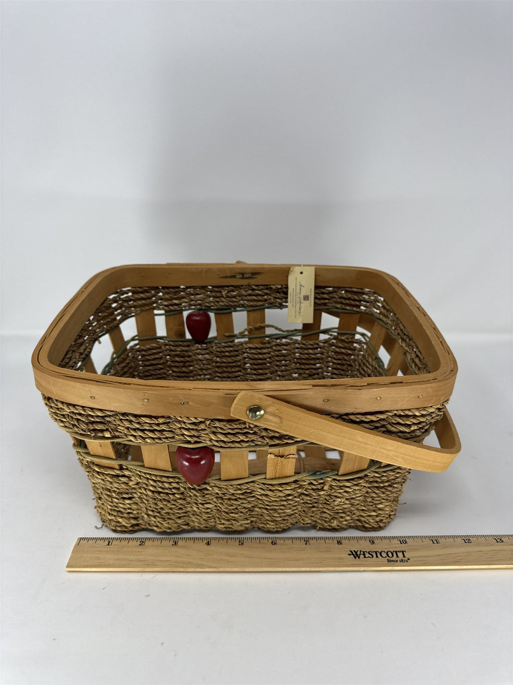 Home Interiors Apples of My Eye Woven Basket Metal Scalloped Rim Liner