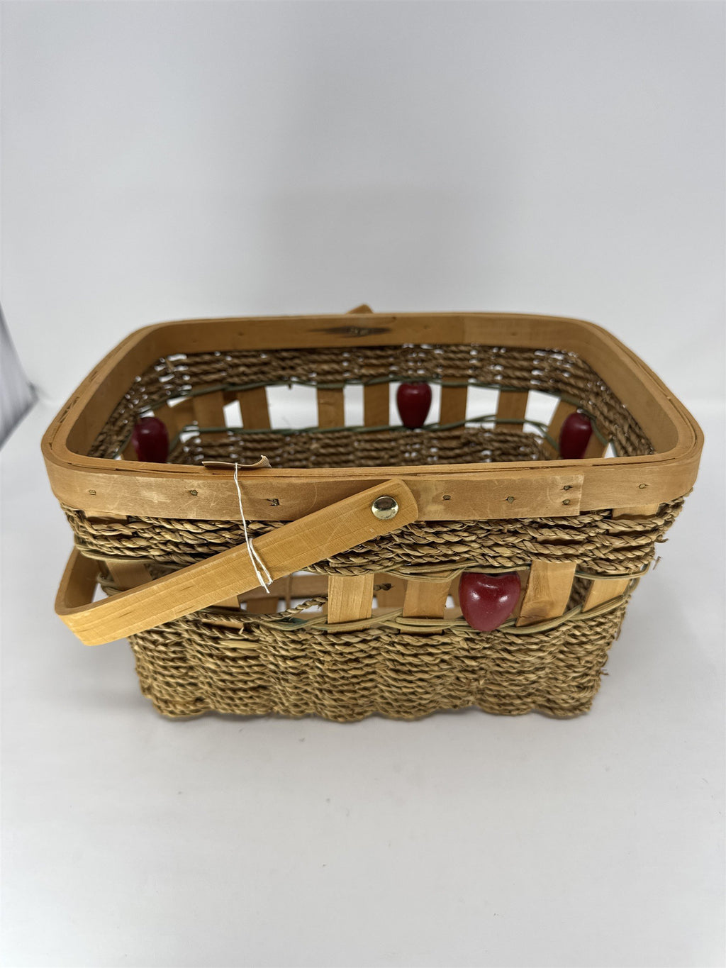Home Interiors Apples of My Eye Woven Basket Metal Scalloped Rim Liner