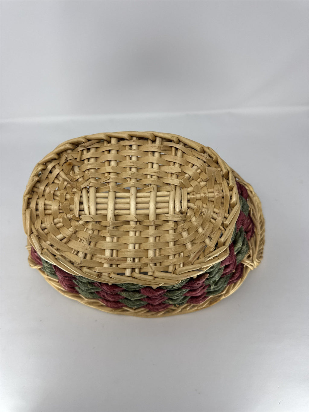 Vtg Wicker Gathering Basket Dark Brown Woven Wood Wrapped Handle Sturdy