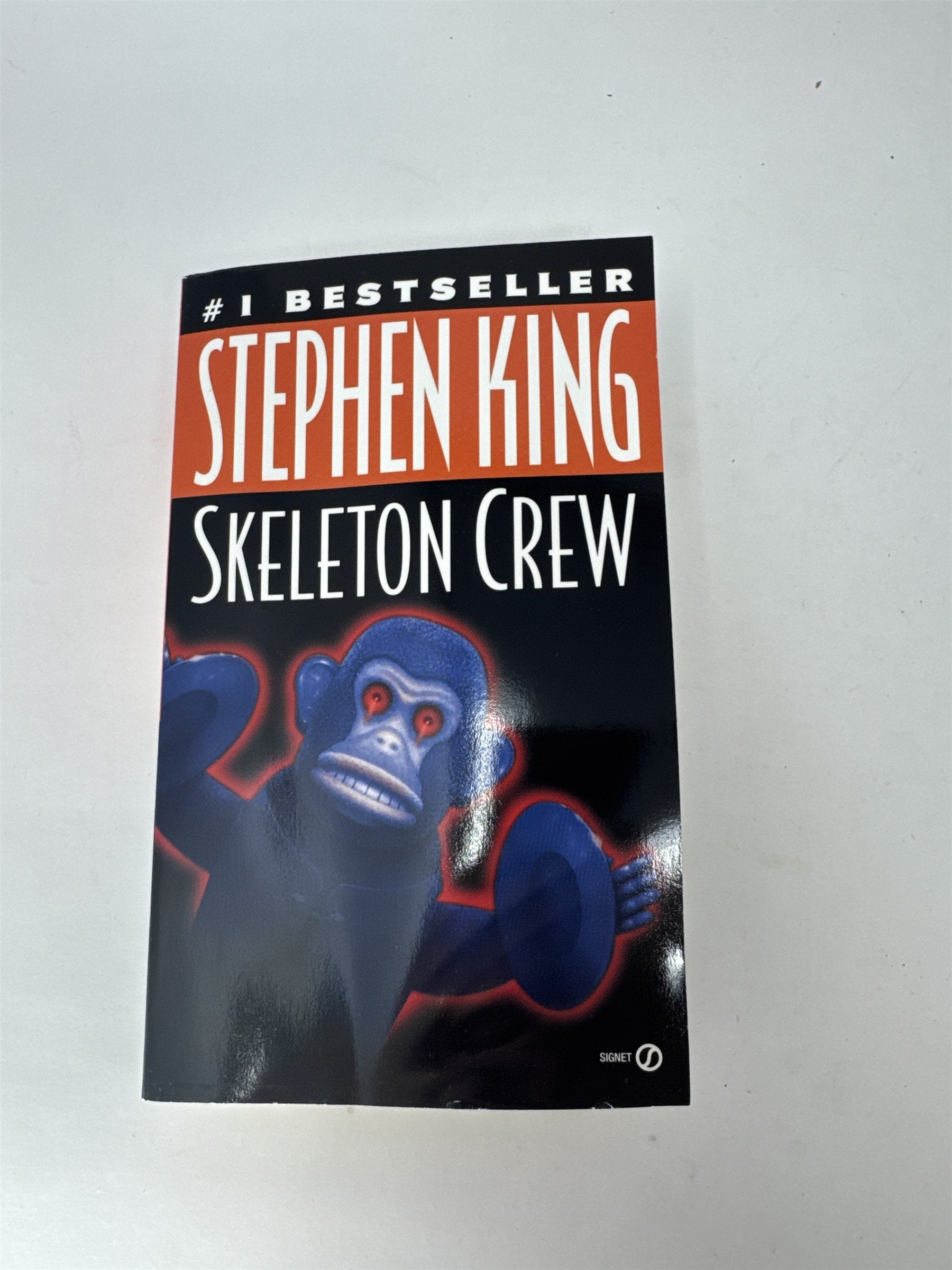 Stephen King Skeleton Crew Signet Paperback 1986 Vintage Horror The Mist Book