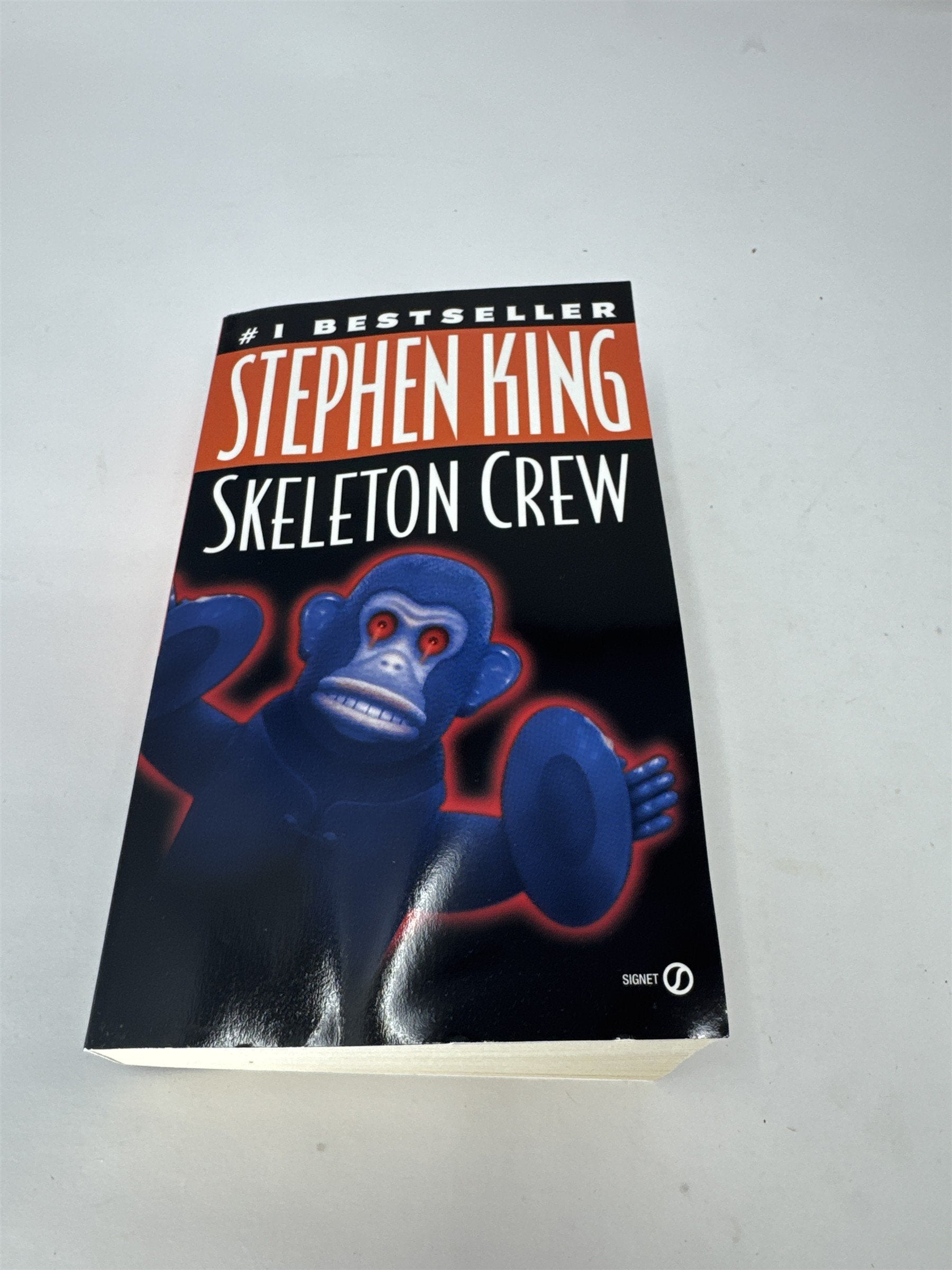 Stephen King Skeleton Crew Signet Paperback 1986 Vintage Horror The Mist Book