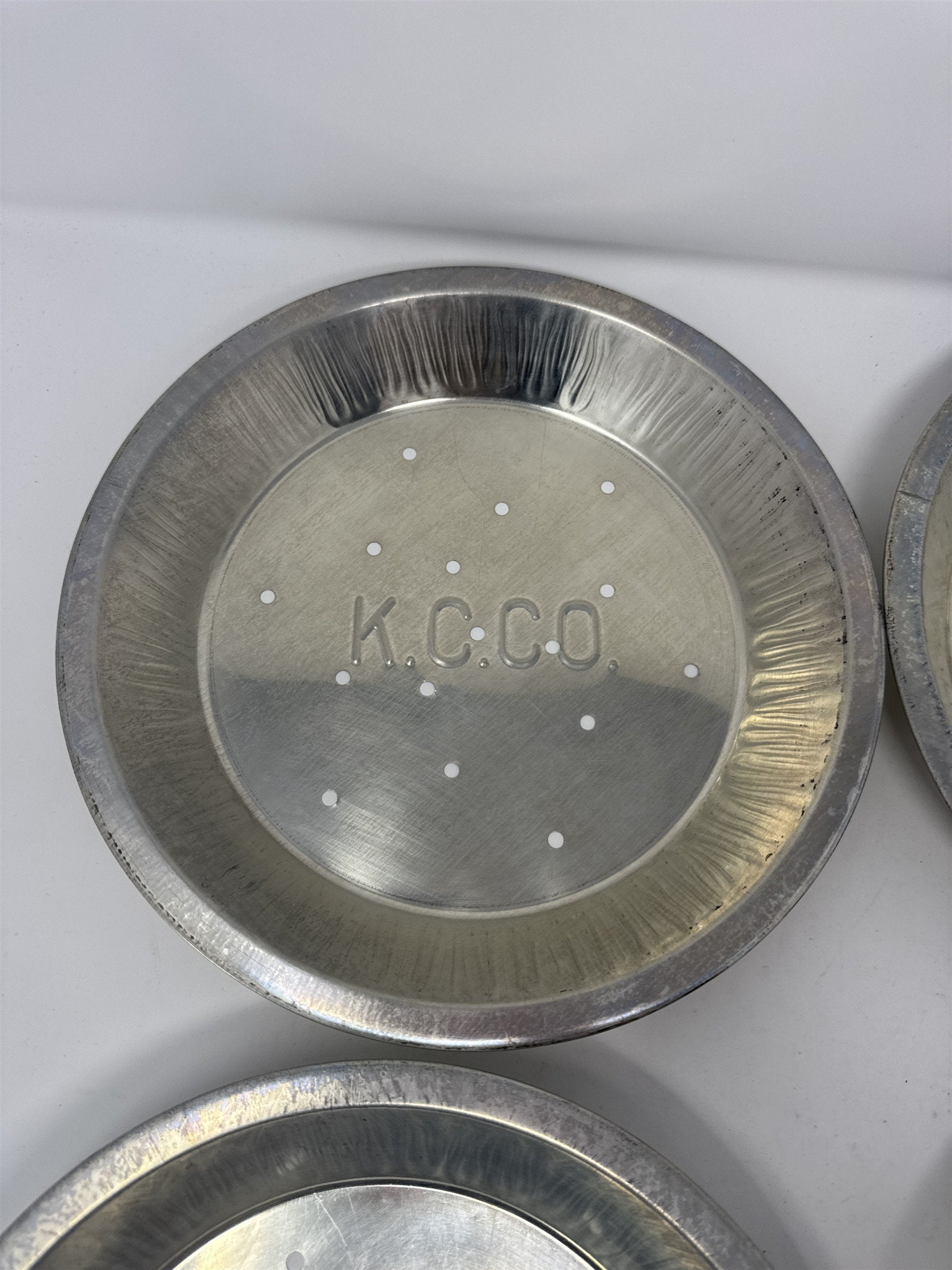 Lot of 4x Vtg K.C.C.O. Aluminum Pie Plates 9" Perforated Metal Baking Tins