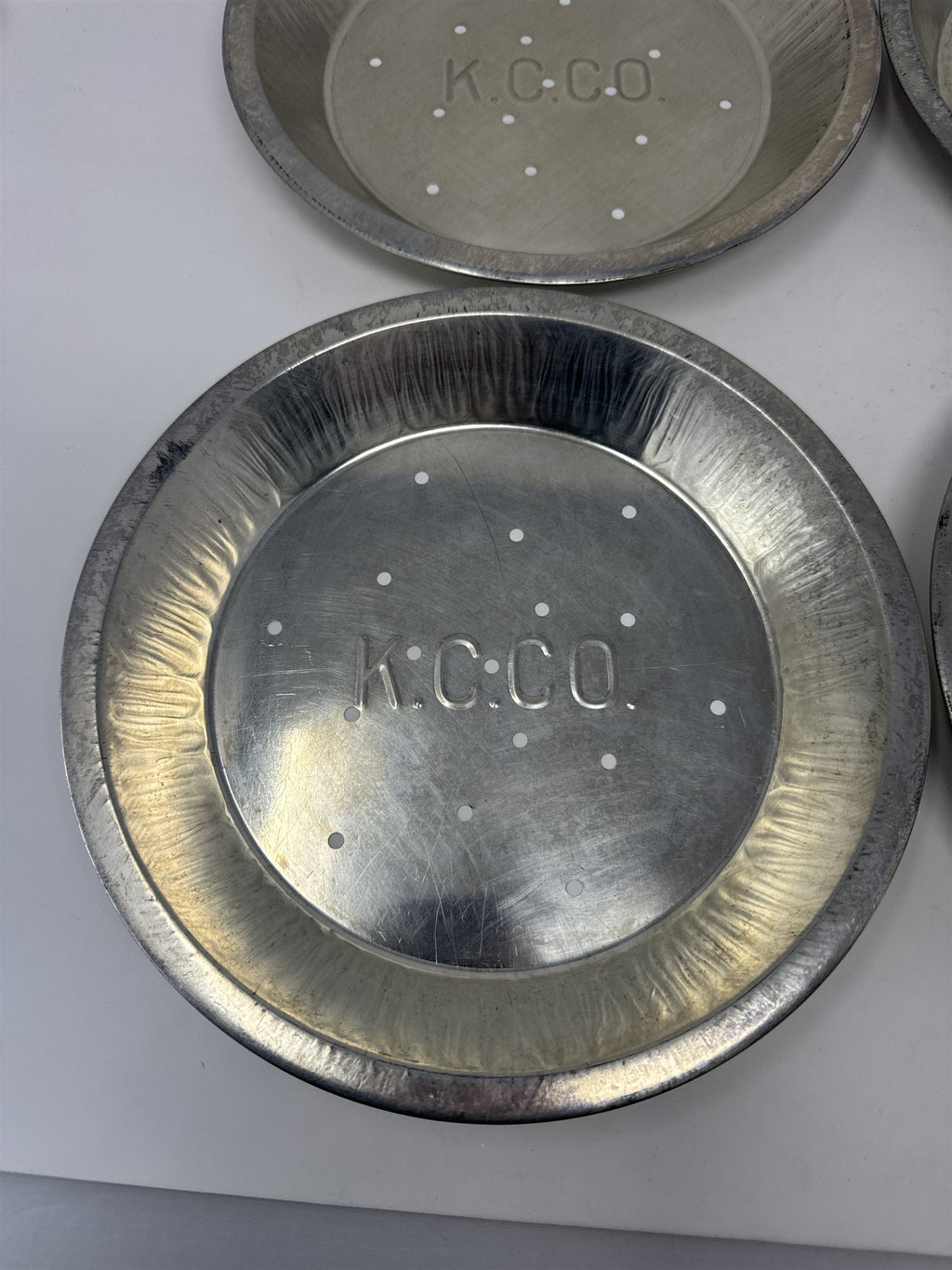 Lot of 4x Vtg K.C.C.O. Aluminum Pie Plates 9" Perforated Metal Baking Tins