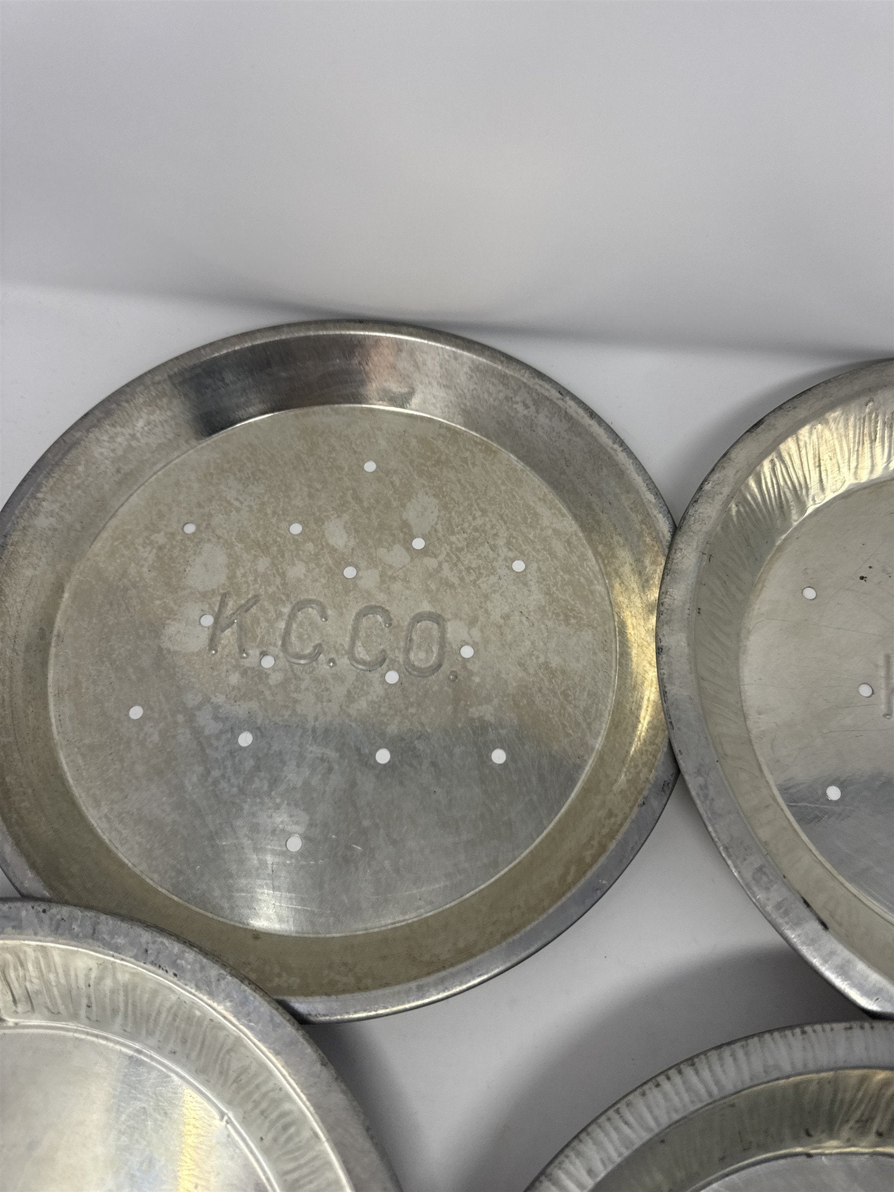 Lot of 5x Vtg K.C.C.O. Aluminum Pie Plates 9" Perforated Metal Baking Tins