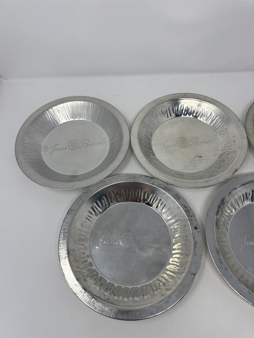 Vtg Jane Parke Aluminum Pie Plates Set of 5 8" Metal Baking Tins Stamped Retro