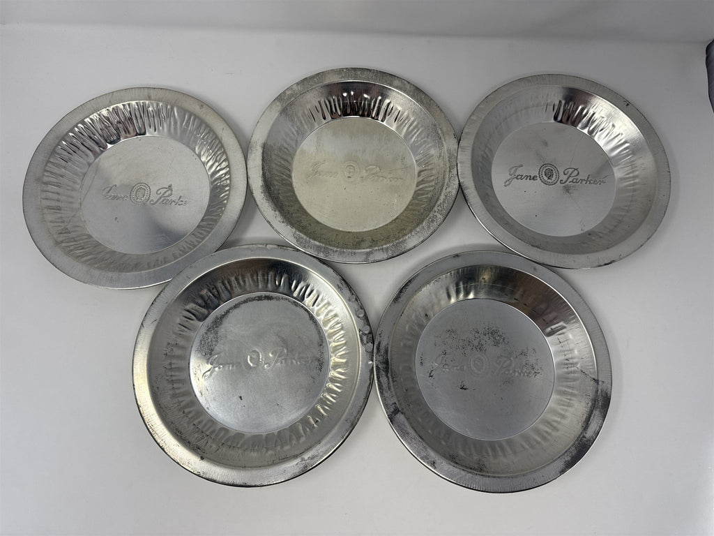 Vtg Jane Parke Aluminum Pie Plates Set of 5x 8" Metal Baking Tins Stamped Retro