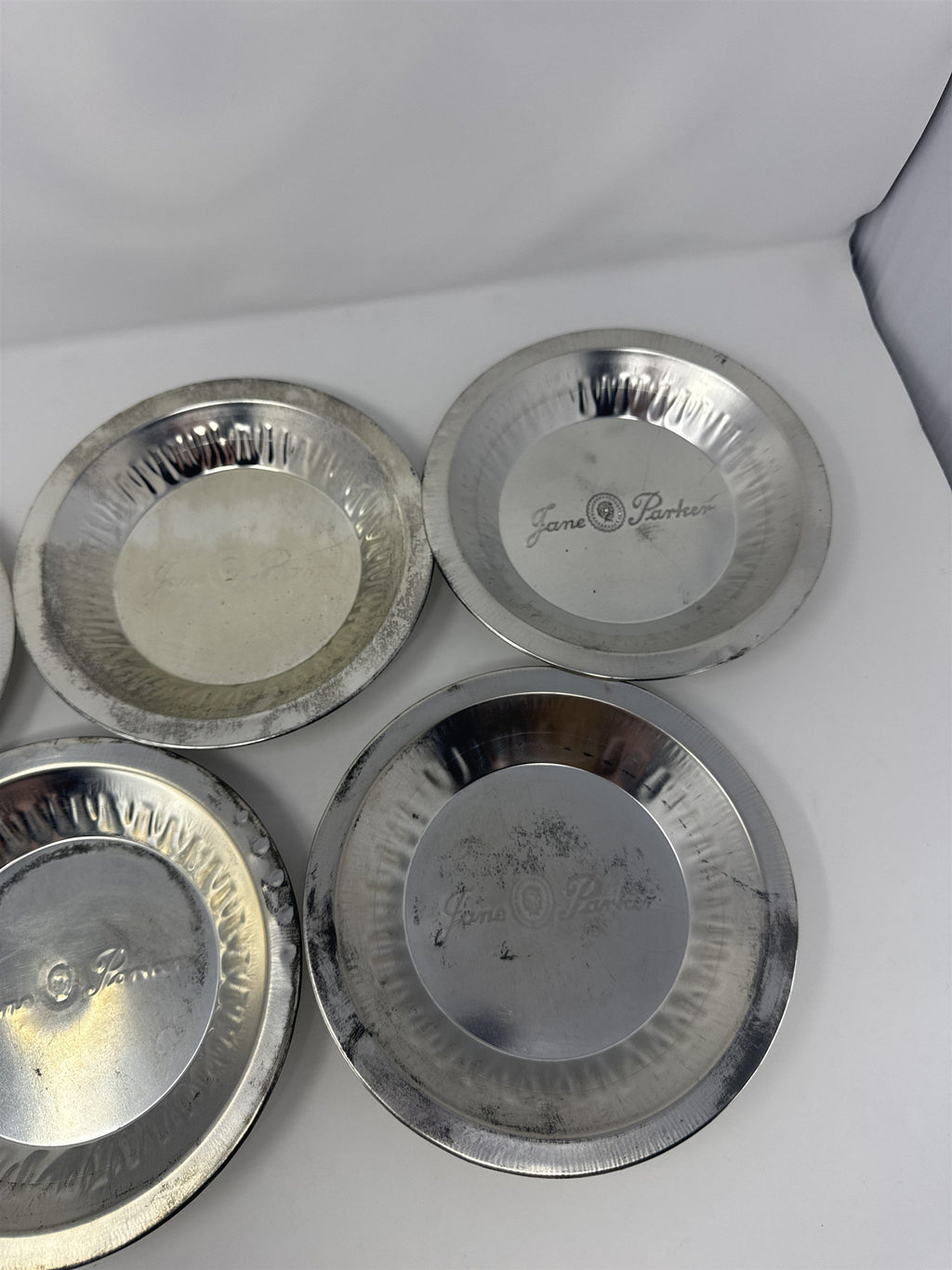 Vtg Jane Parke Aluminum Pie Plates Set of 5x 8" Metal Baking Tins Stamped Retro