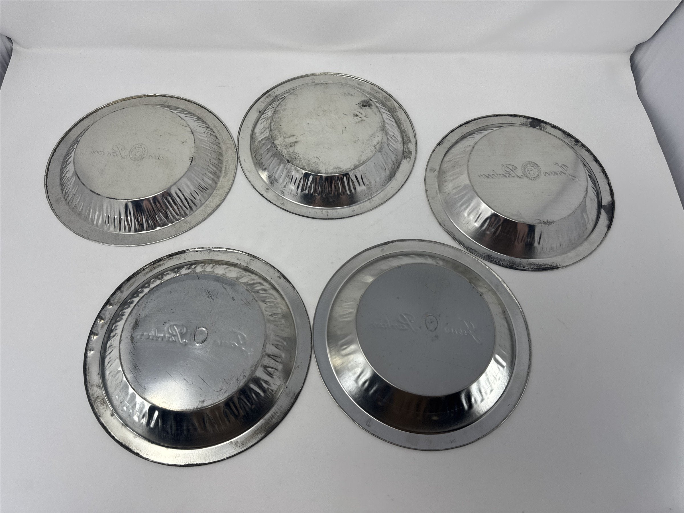 Vtg Jane Parke Aluminum Pie Plates Set of 5x 8" Metal Baking Tins Stamped Retro