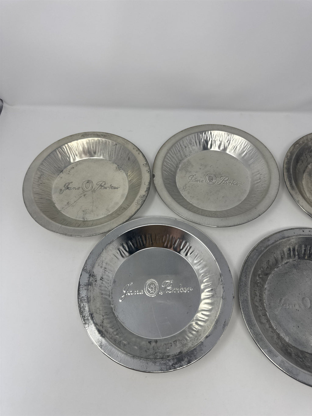 Set of 5 Vtg Jane Parke Aluminum Pie Plates 8" Metal Baking Tins Stamped Retro