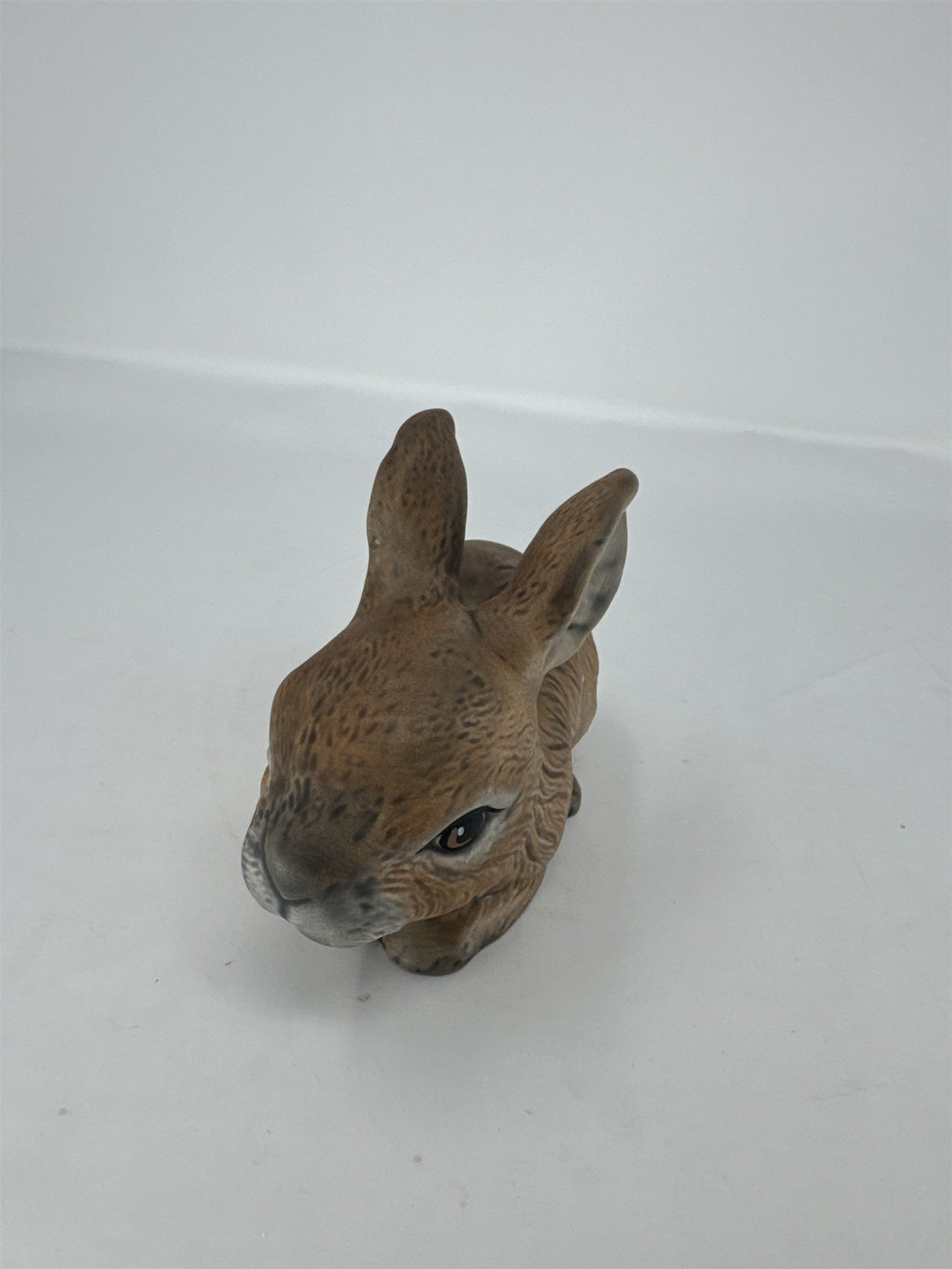 Vtg Scioto 1985 Ceramic Bunny Figurine 4.5" Easter Gray White Rabbit Sculpture