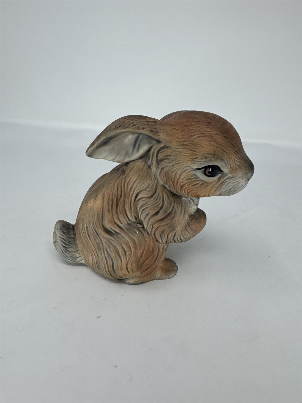 Vtg Ceramic Bunny Rabbit Figurine Easter Grey White Sculpture