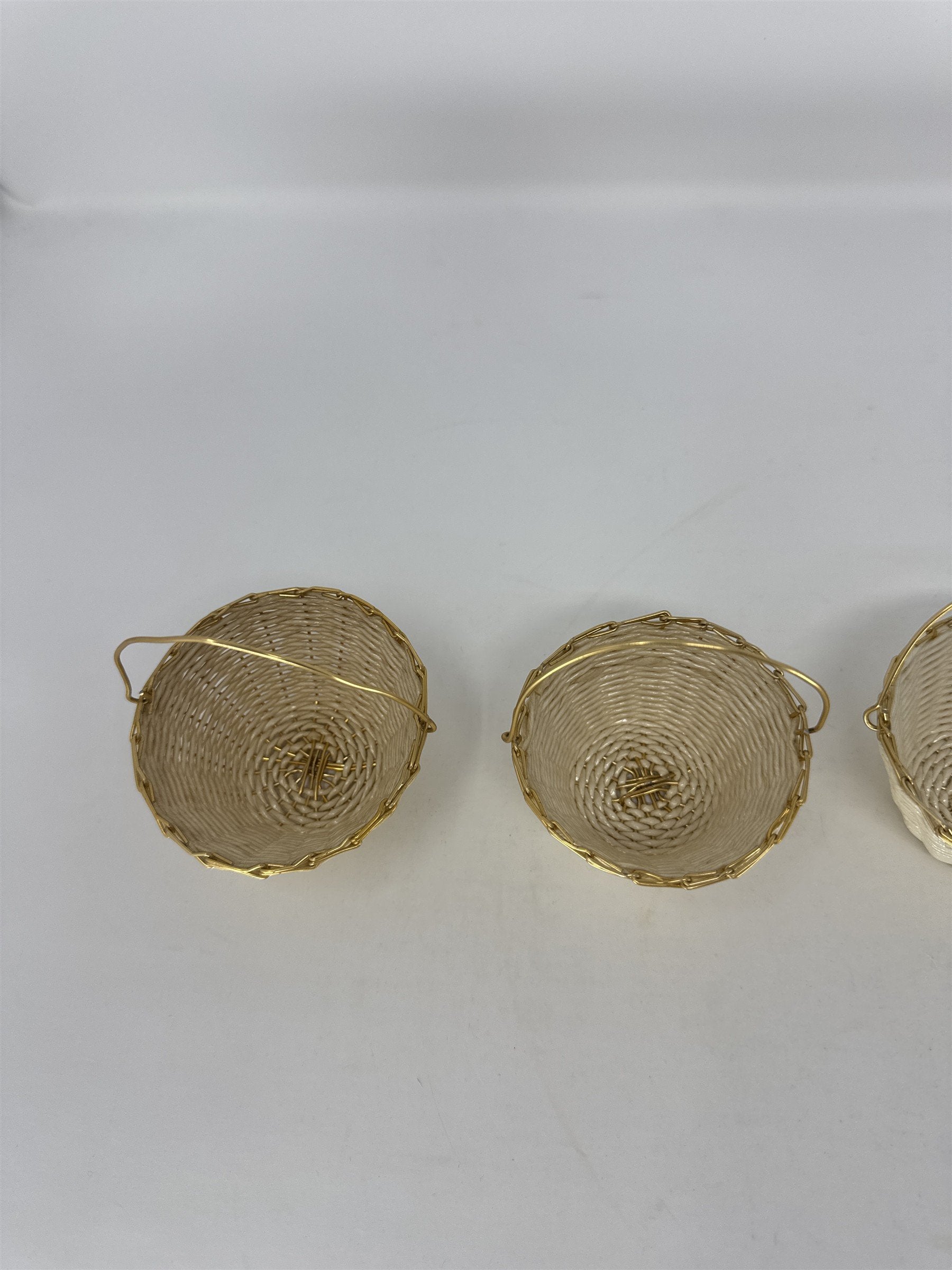 Set of 4 Miniature White Wicker Baskets Gold Wire Handle Dollhouse Decor