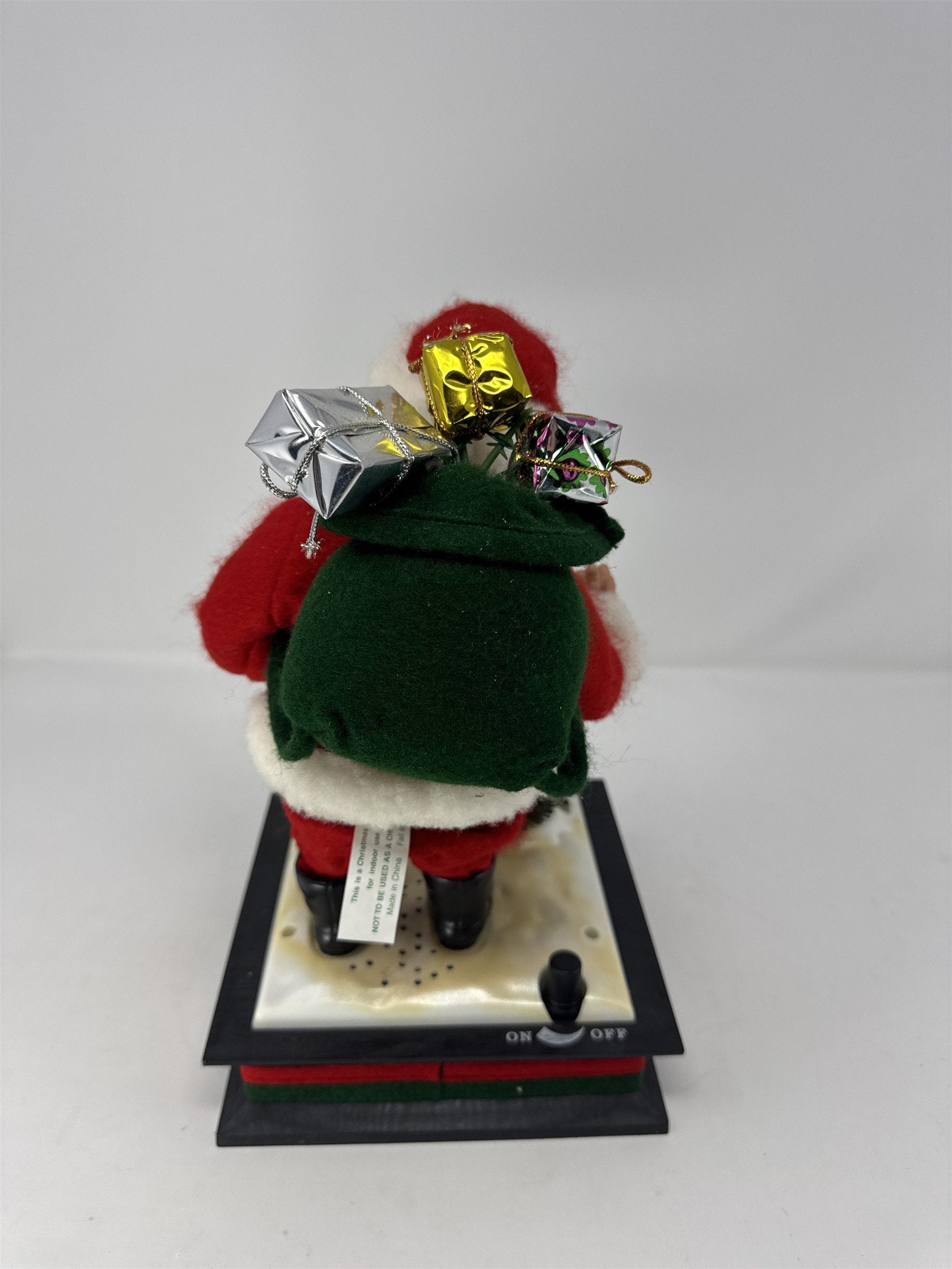 Vintage Holiday Creations Santa North Pole Mailbox Musical Decor Christmas Tunes