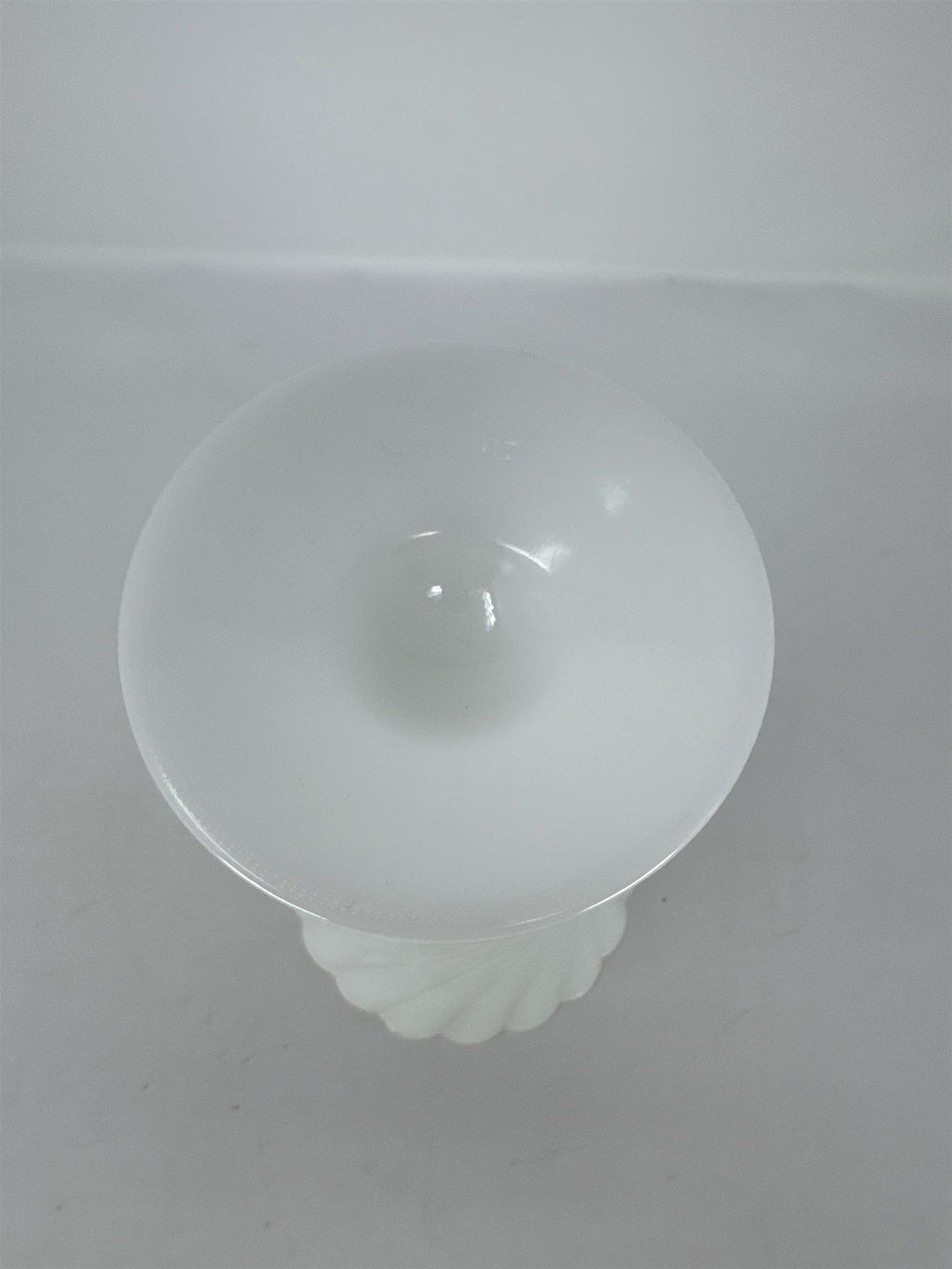 Vtg White Milk Glass Swirl Vase 9" Ribbed Spiral Tall Mid Century Floral Decor