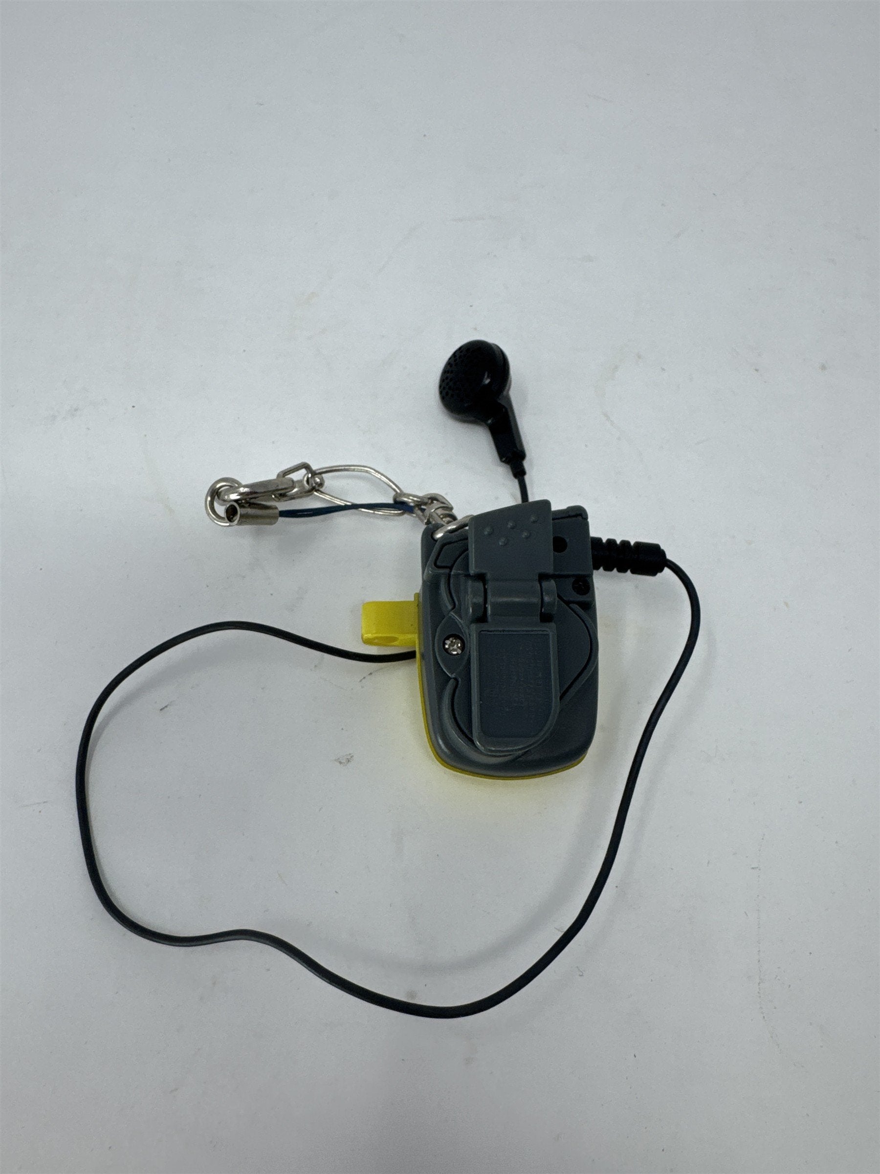 HIT Clips Yellow Music Player Vintage Toy /w Faith Hill The Way You Love Me Cart