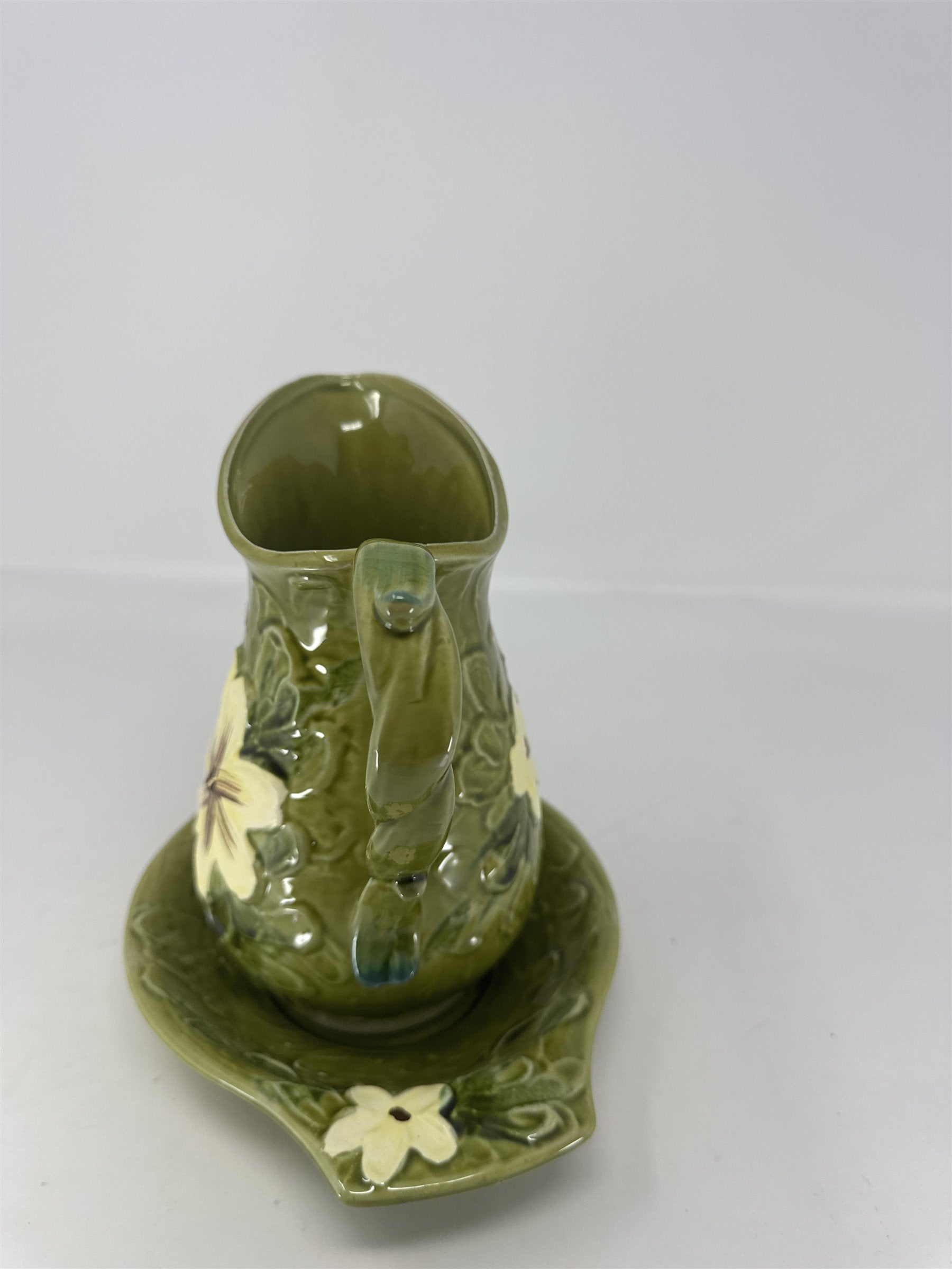 C-7817 Green Floral Pitcher and Washbowl Basin Set Vtg Ceramic