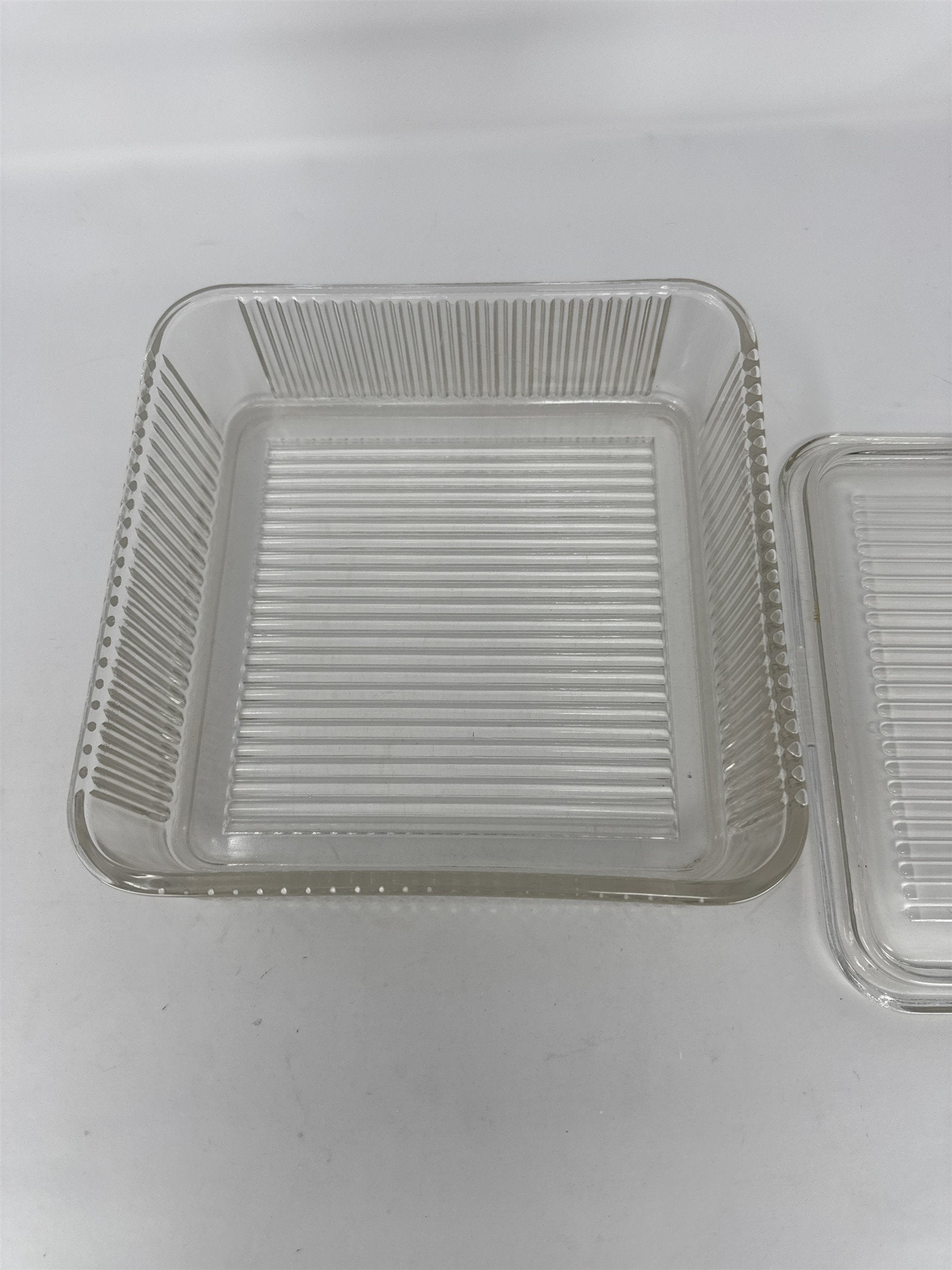 Vtg Federal Glass 8.5" Square Ribbed Clear Glass Refrigerator Dish with Lid