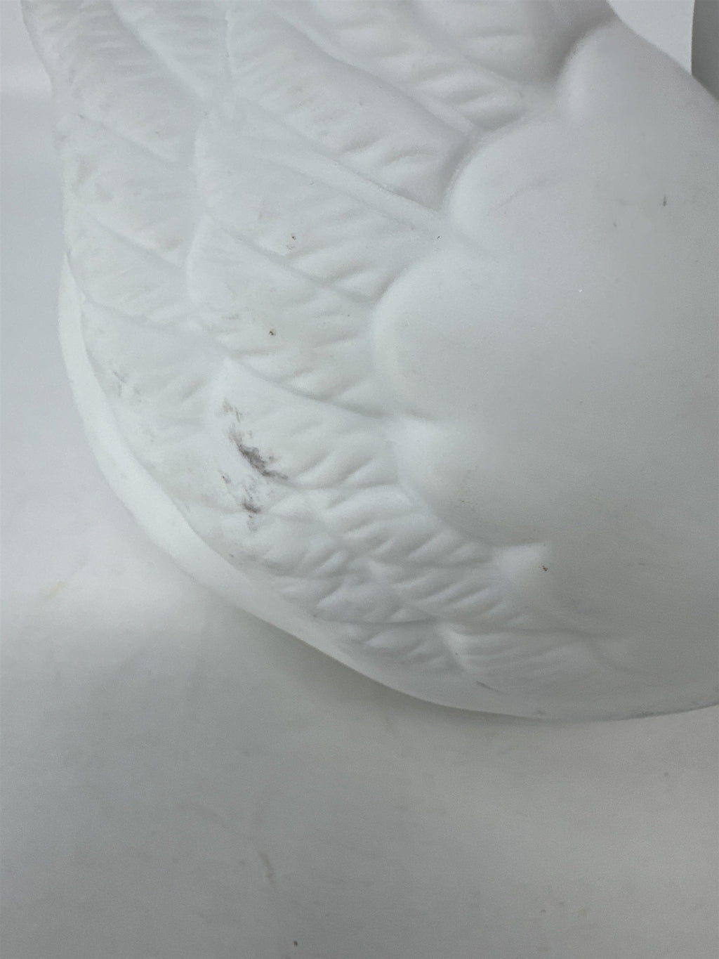 Vtg Homco #1402 White Bisque Porcelain Swan Planter Figurine Trinket Dish READ