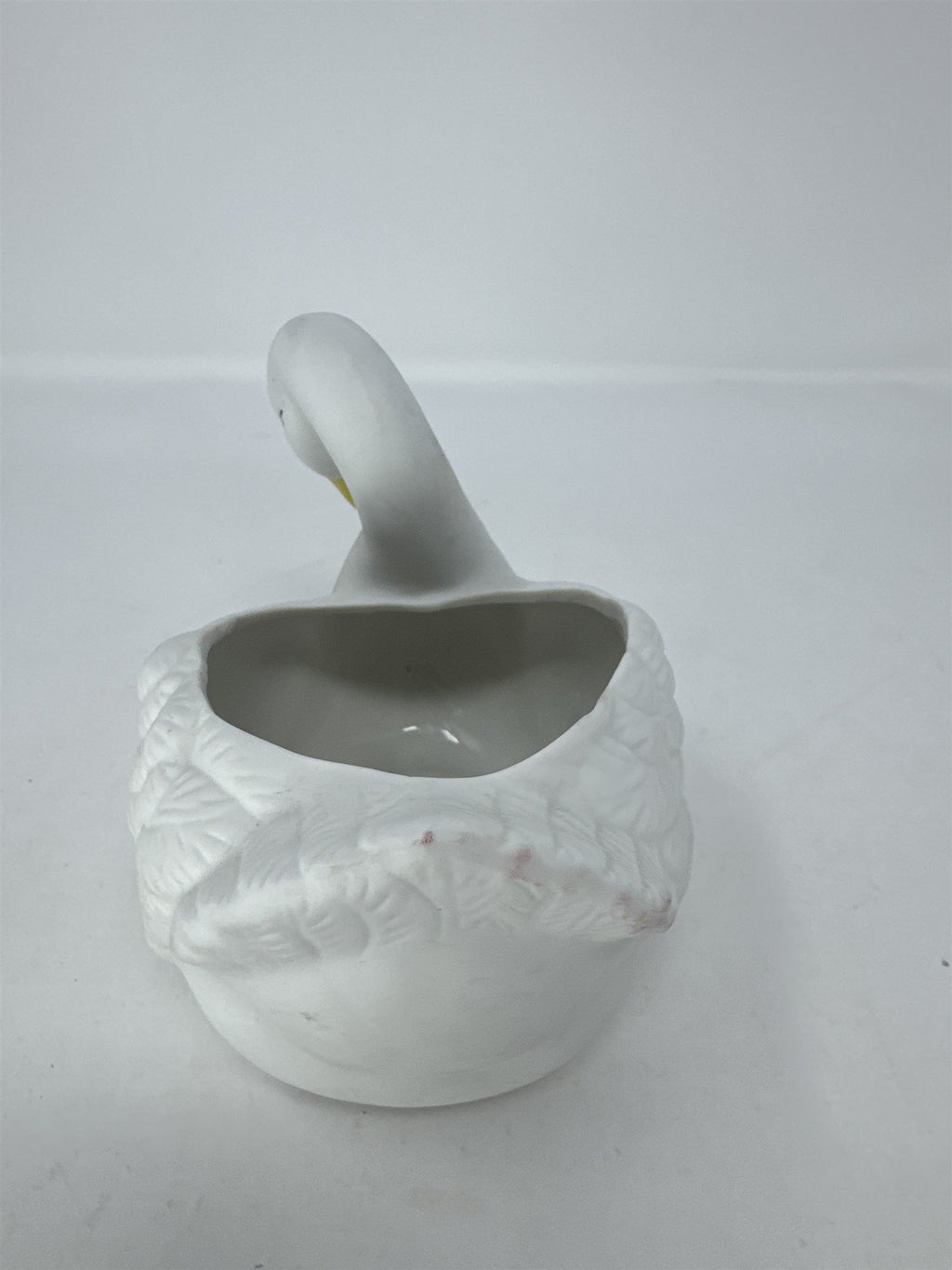 Vtg Homco #1402 White Bisque Porcelain Swan Planter Figurine Trinket Dish READ
