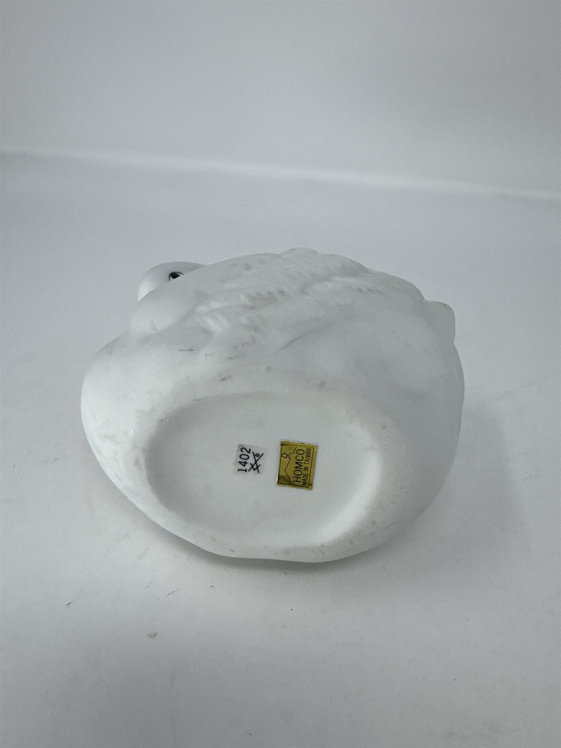 Vtg Homco #1402 White Bisque Porcelain Swan Planter Figurine Trinket Dish READ