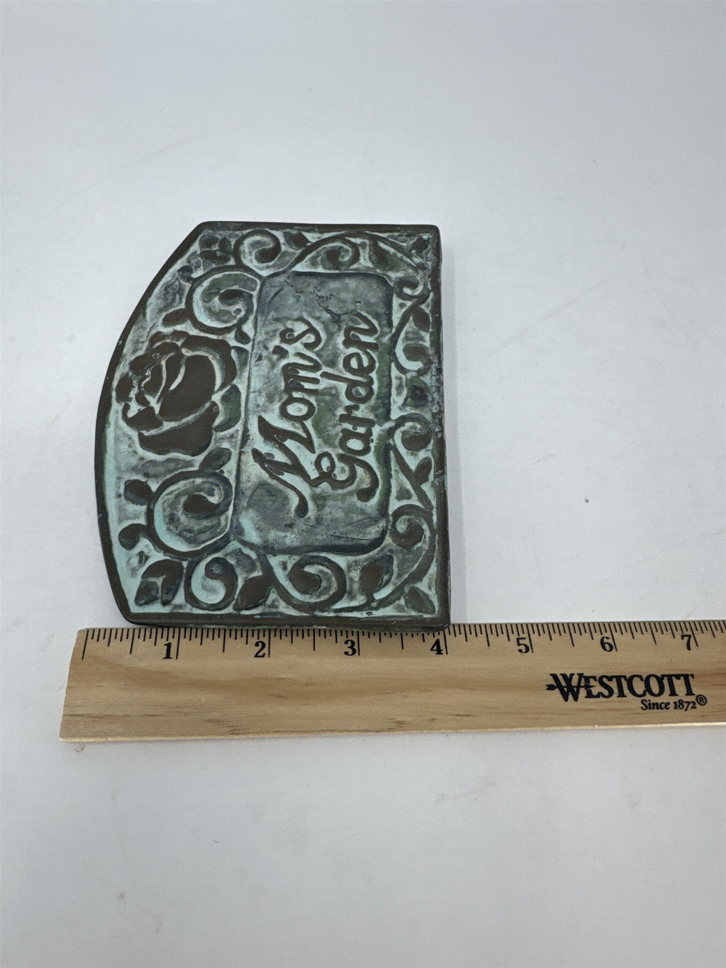 Vtg Verdigris Metal Mom’s Garden Plaque Embossed Rose Flower Sign Outdoor Decor