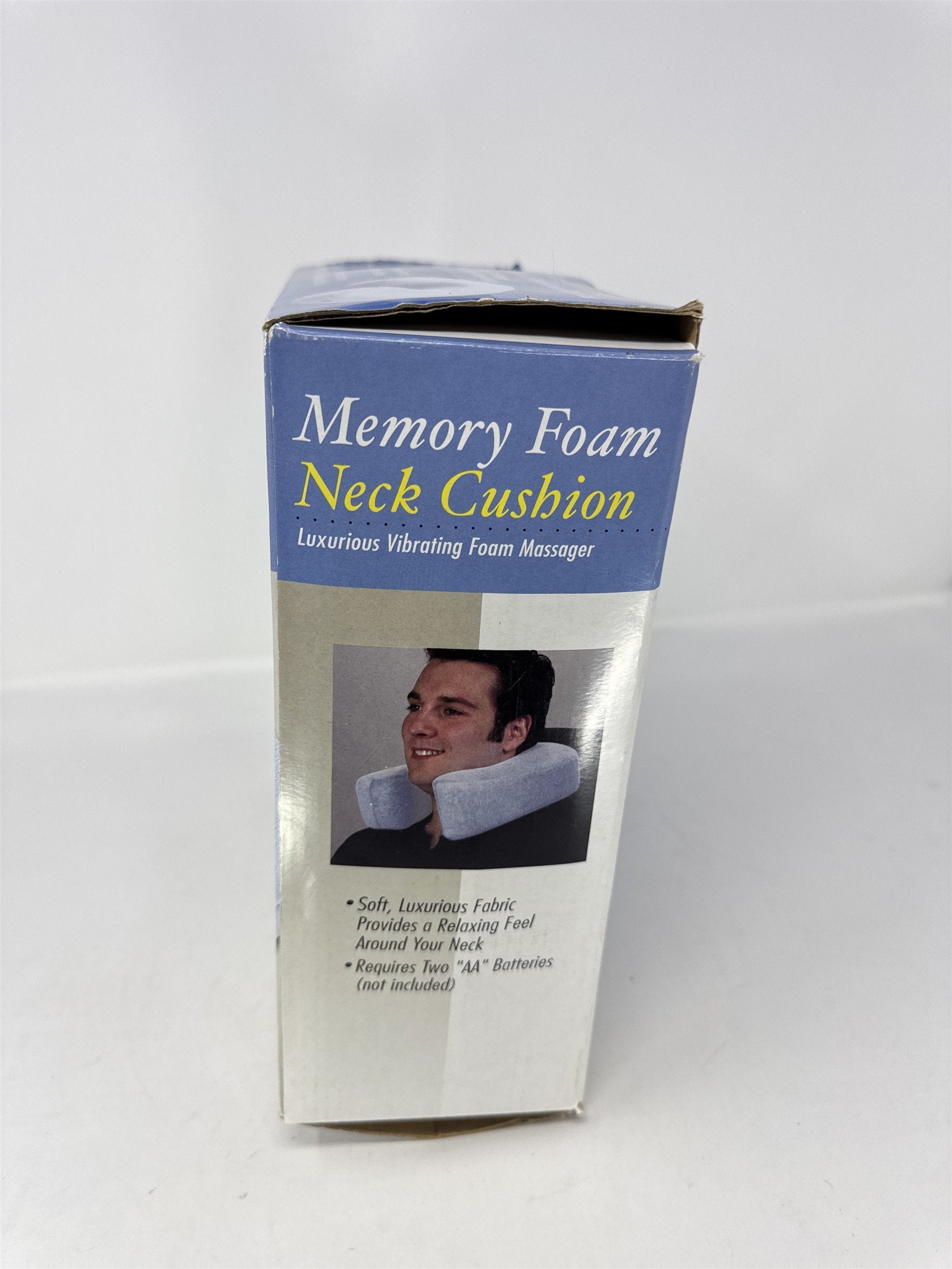 Vibrating Memory Foam Neck Cushion Massager Pillow Blue H-2014-0 Walmart Vtg