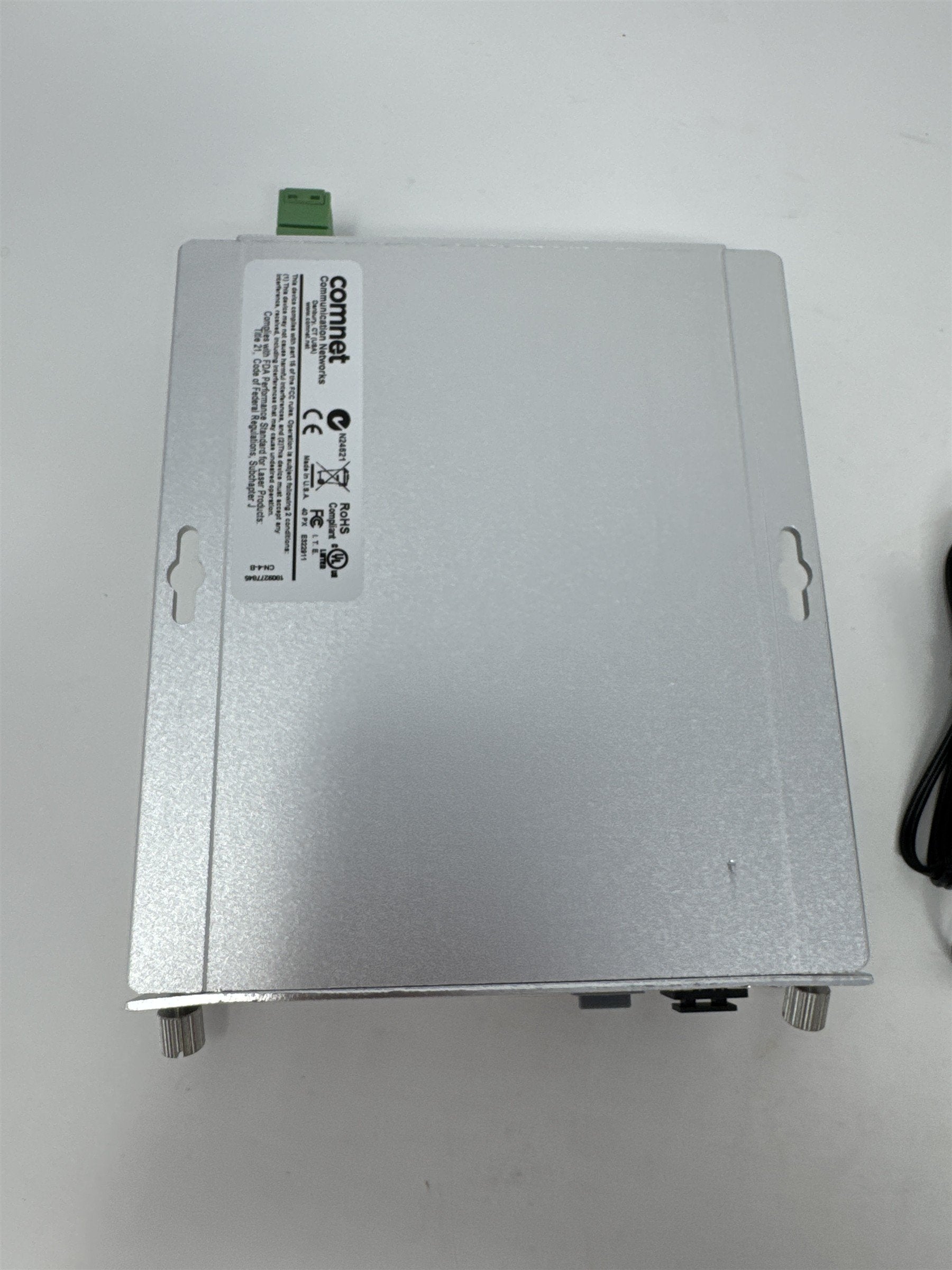 Comnet CNFE2MC Ethernet Fiber Optic Media Converter Single 10/100 *Has Bent Ear*