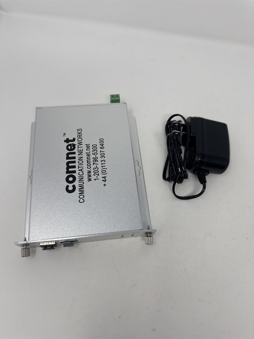 Comnet CNFE2MC Ethernet Fiber Optic Media Converter Single 10/100 *Has Bent Ear*
