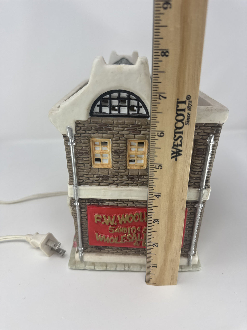 Vtg F.W. Woolworth’s 5 & 10 Cent Store Lighted Village Building Department Store