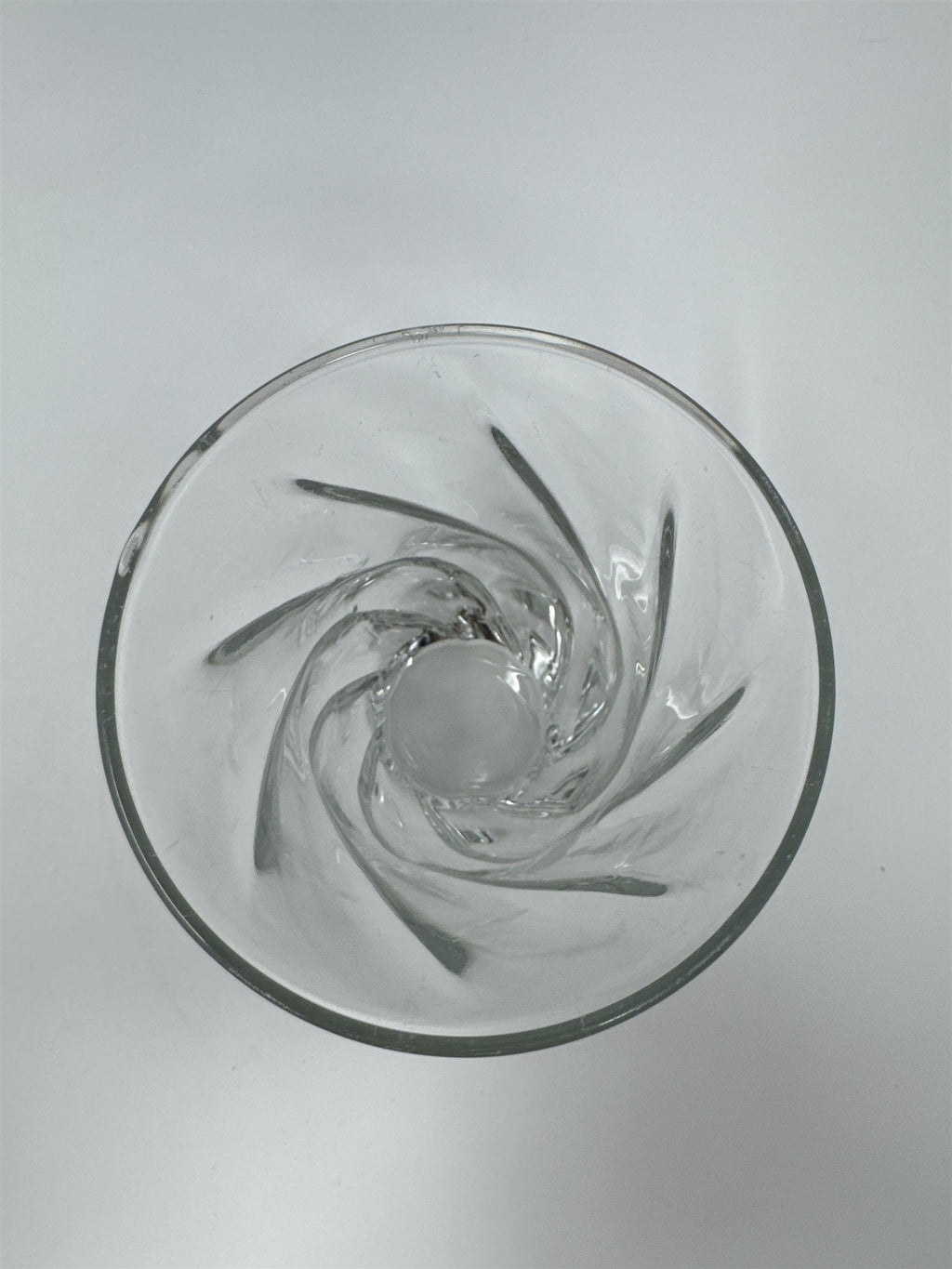 Vtg Clear Swirl Glass Votive Candle Holder Twisted Tulip Stem Flower Vase 6”