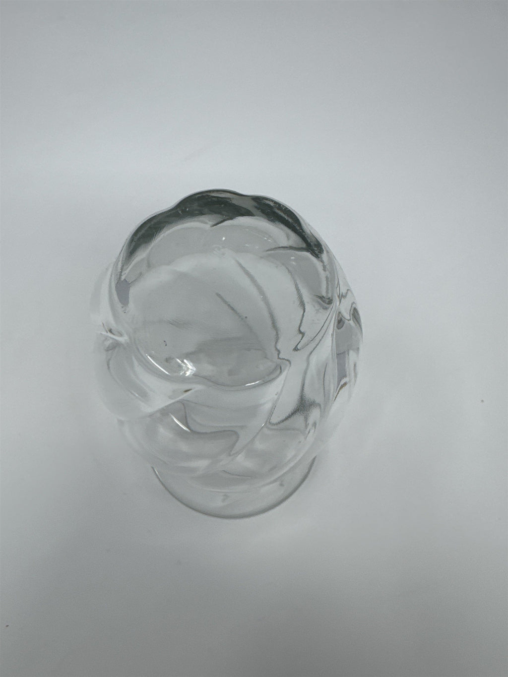 Vtg Clear Swirl Glass Votive Candle Holder Twisted Tulip Stem Flower Vase 6”